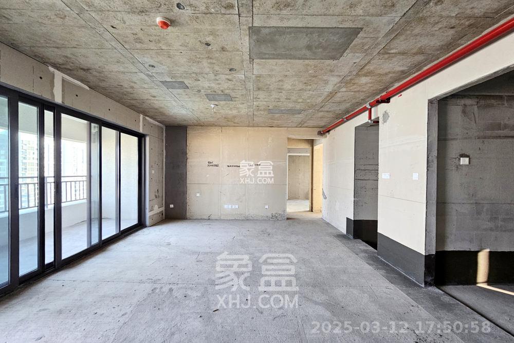 阳光城尚东湾嘉林苑 3室2厅2卫 800.0元/月 阳光城尚东湾嘉林苑 3室2厅2卫 800.0元/月室内图