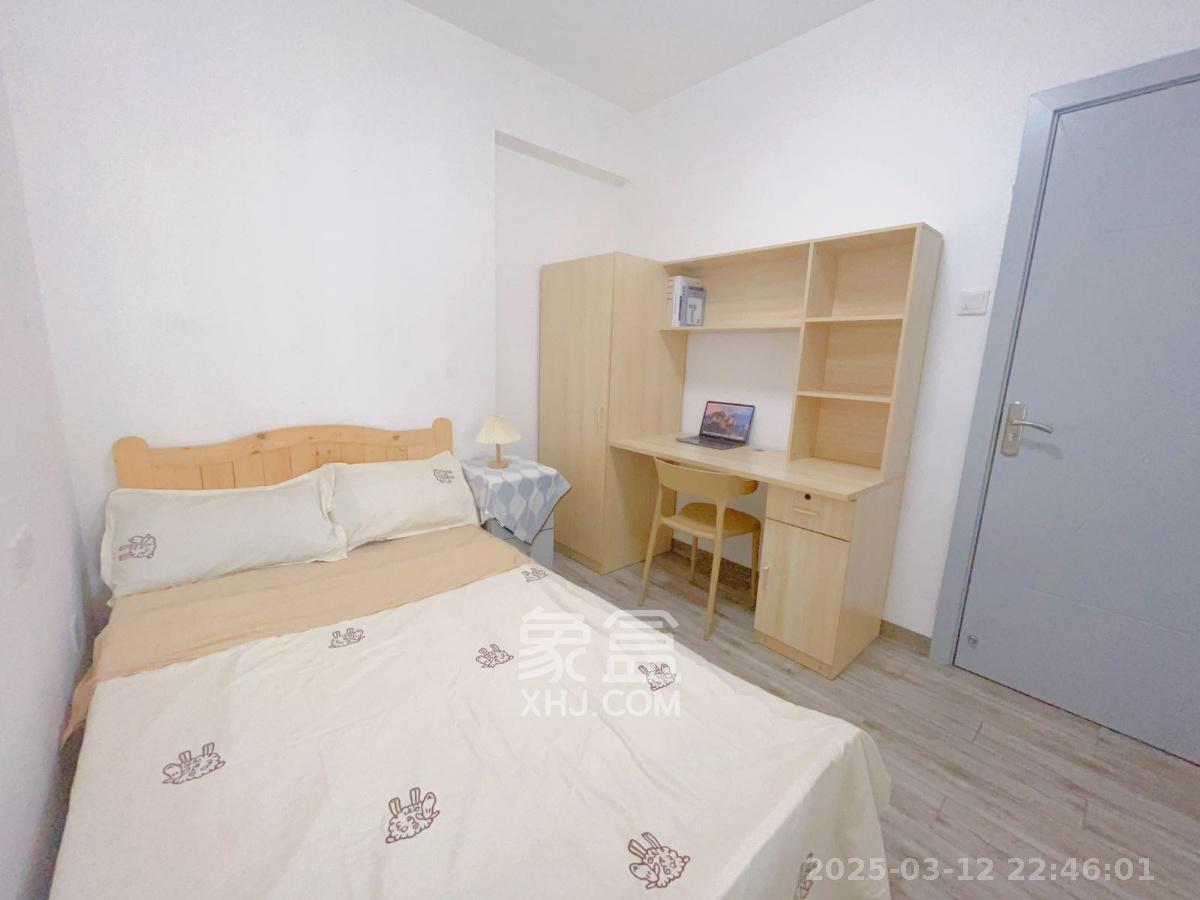 顺安大厦  1室1厅1卫   3300.00元/月室内图