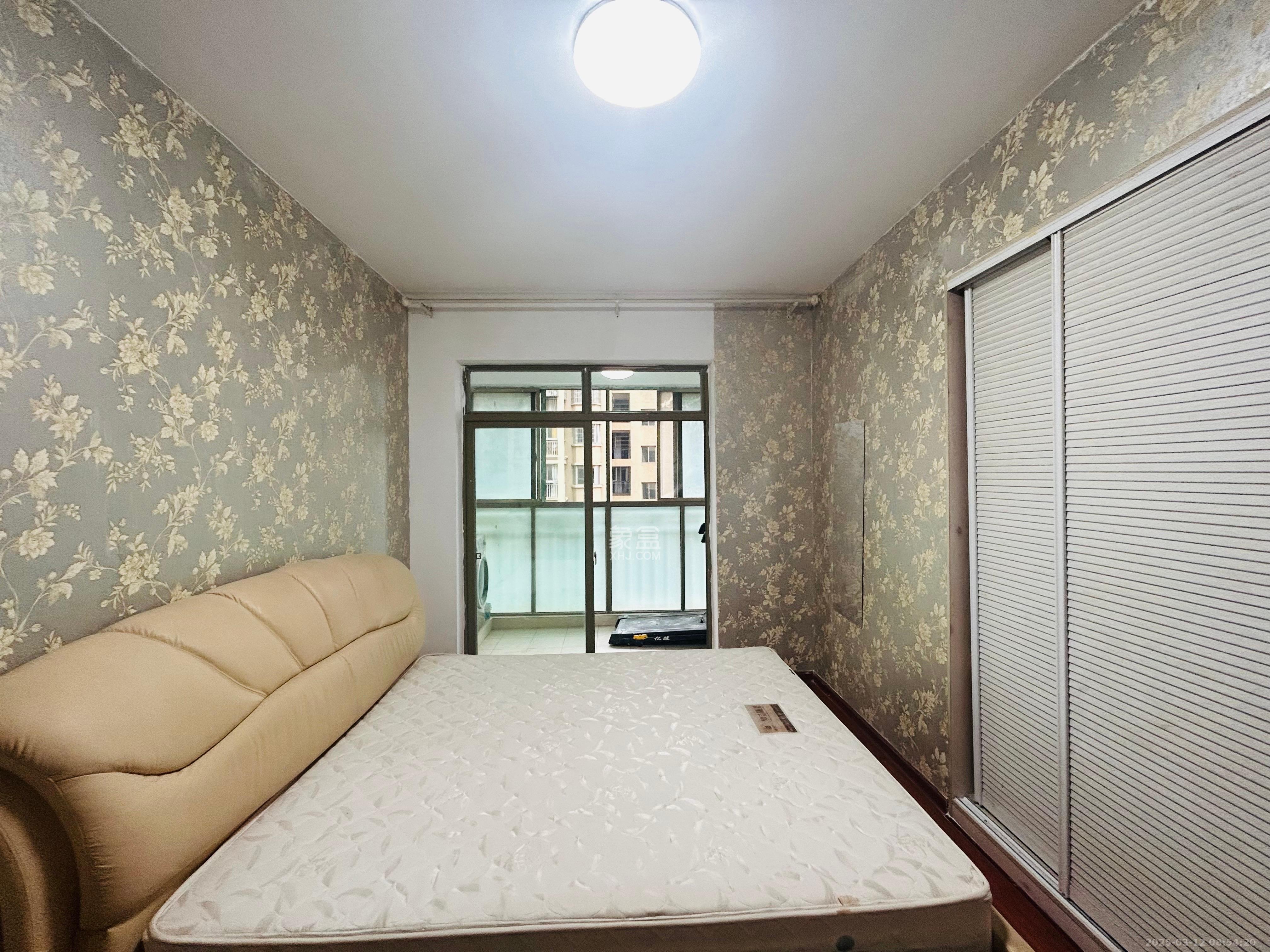 层上观邸  1室0厅0卫   2100.00元/月室内图