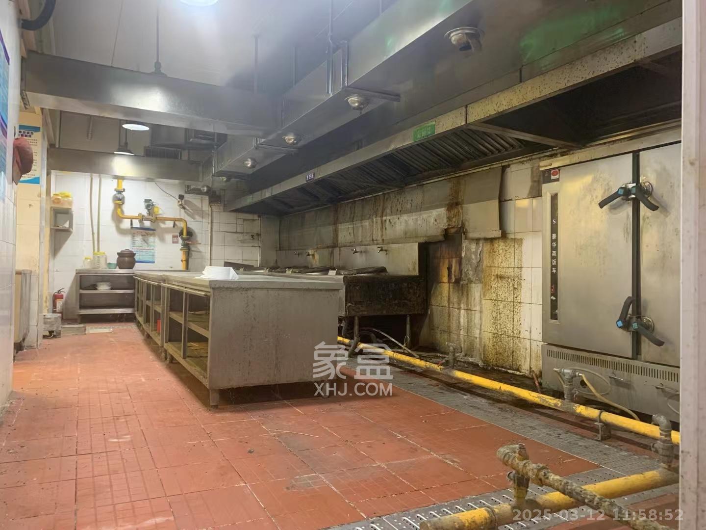 银港水晶城   436.34㎡      30000.0元/月室内图