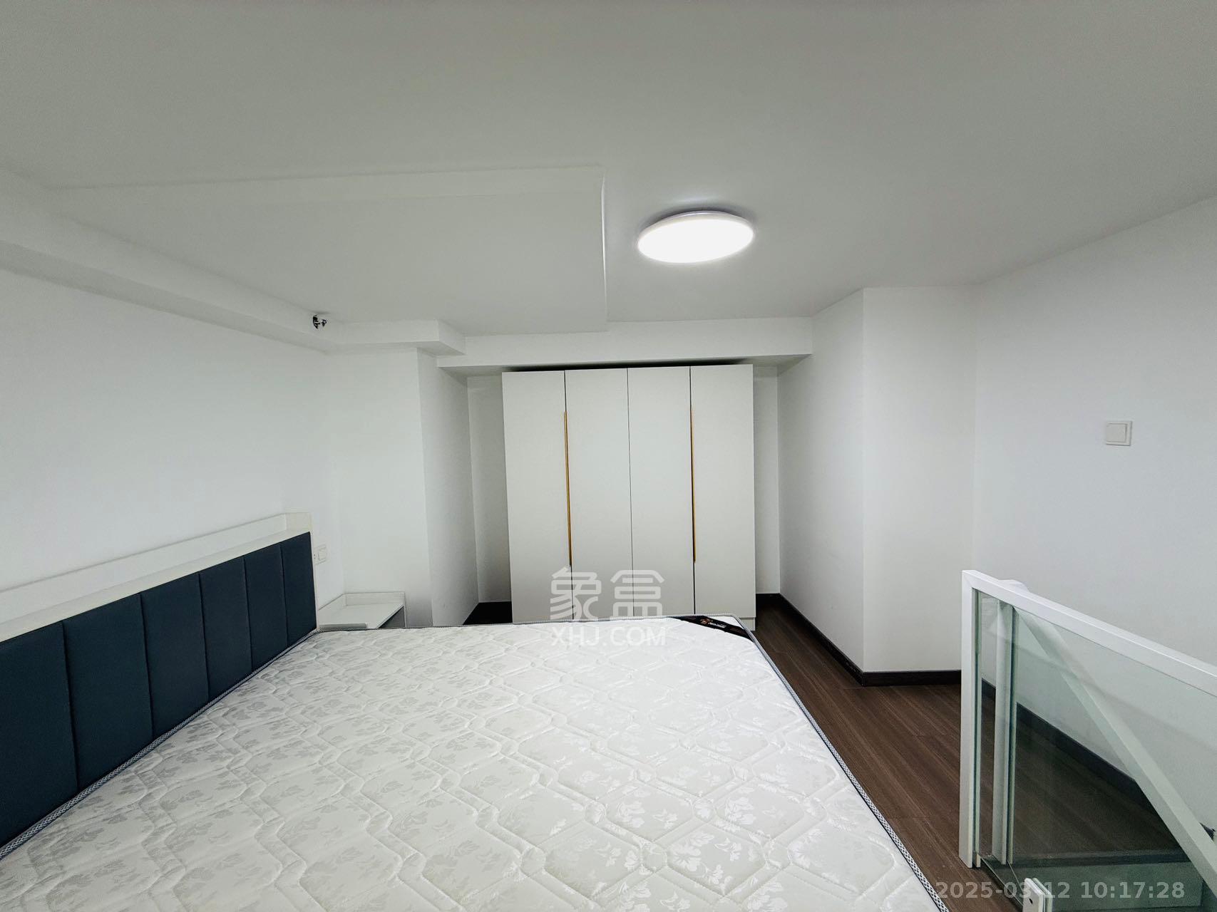 万科紫台  1室1厅1卫   2100.00元/月室内图