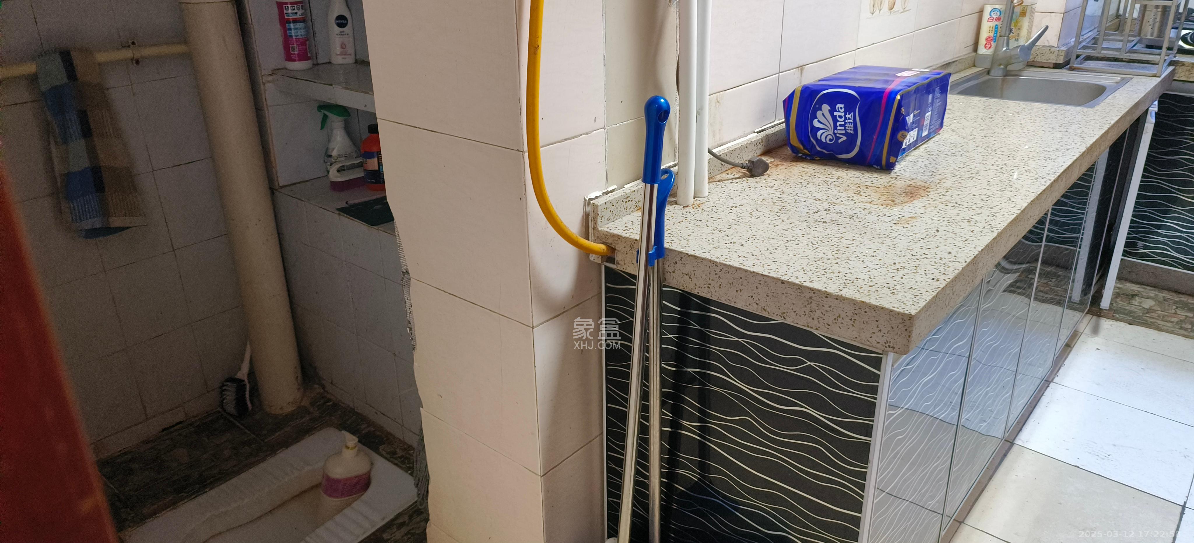 泡沫塑料厂宿舍  2室2厅1卫   1700.00元/月室内图