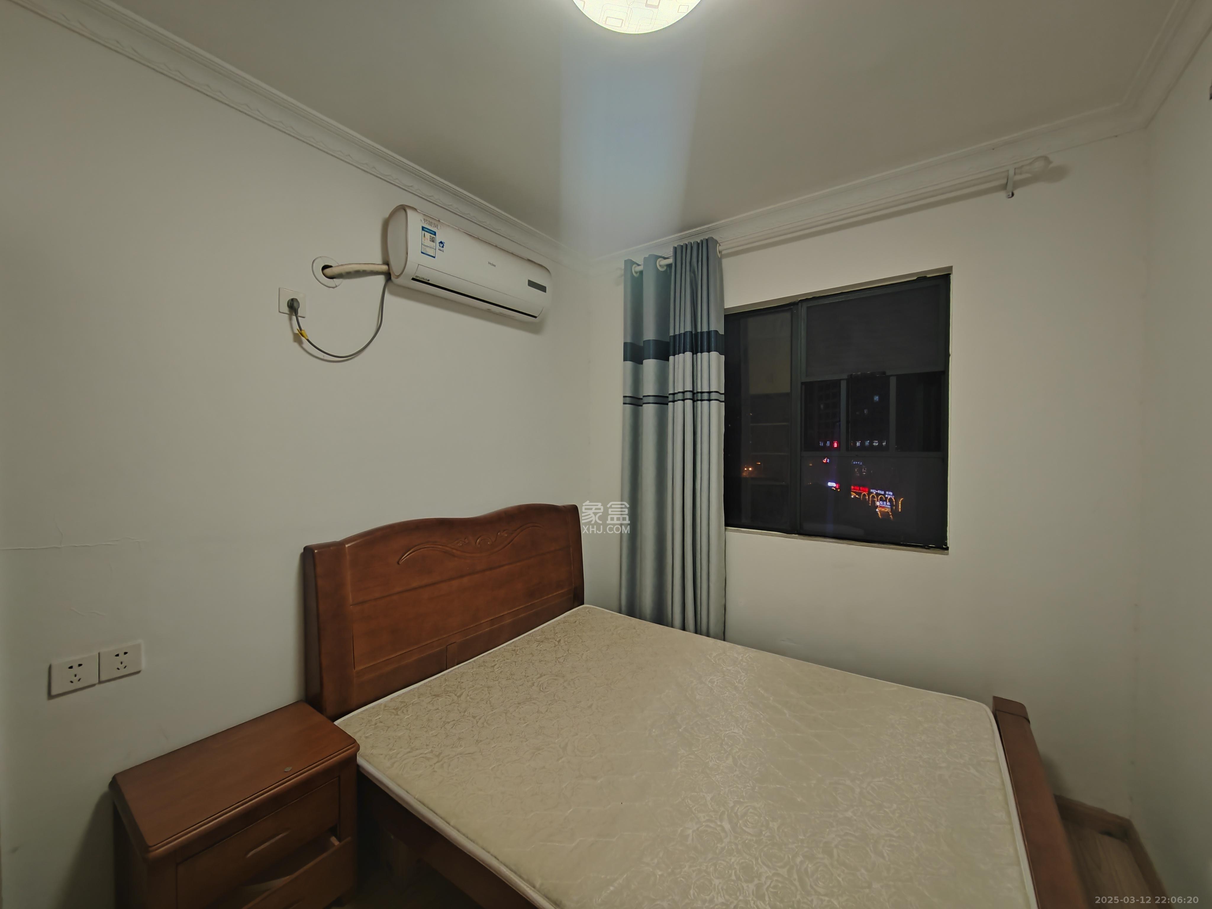 保利城(中航城国际社区、郡原美村) 3室2厅1卫 1900.0元/月 保利城(中航城国际社区、郡原美村) 3室2厅1卫 1900.0元/月室内图