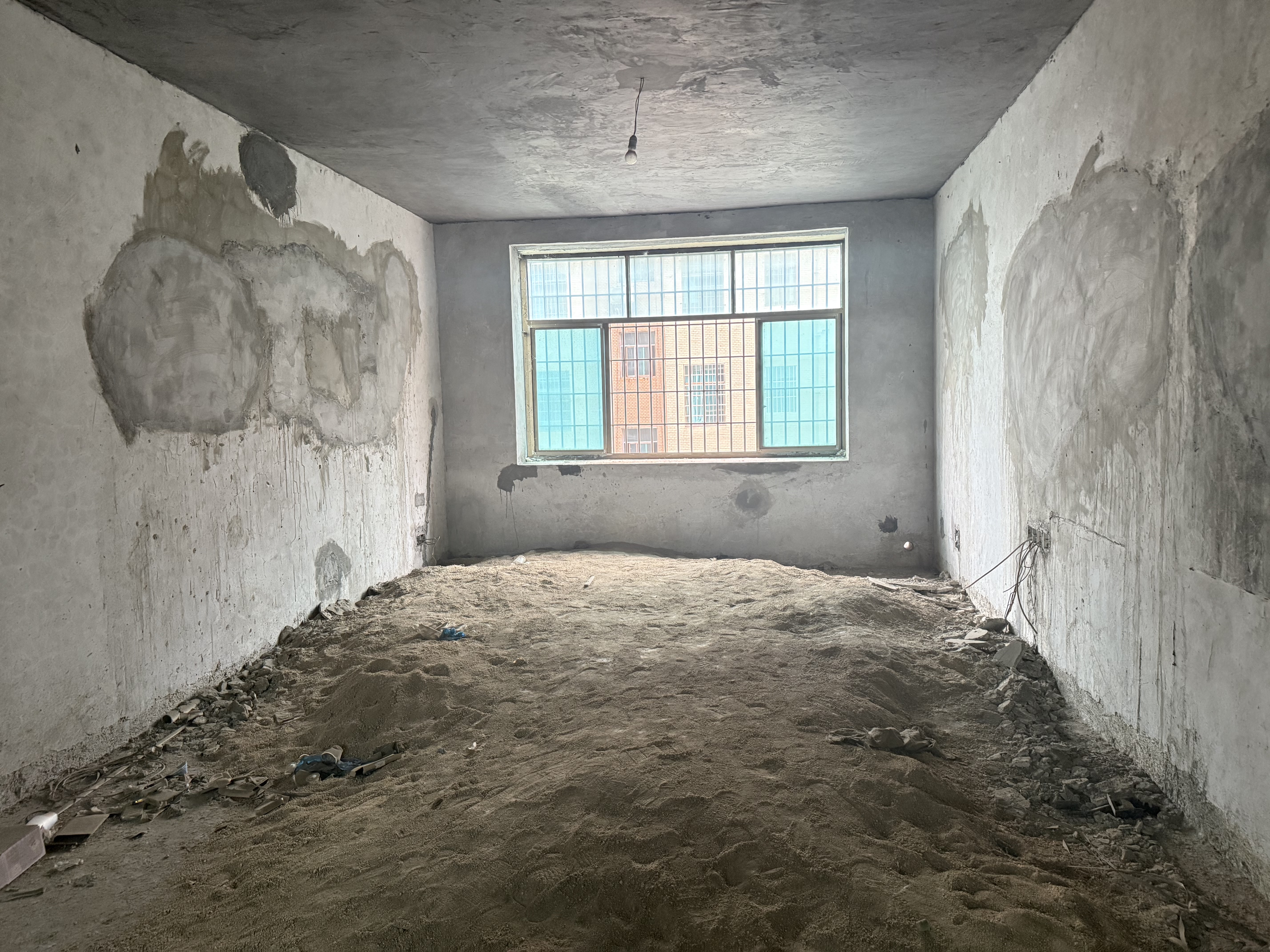 姑苏名园 3室2厅2卫 95.0万 姑苏名园 3室2厅2卫 95.0万客厅