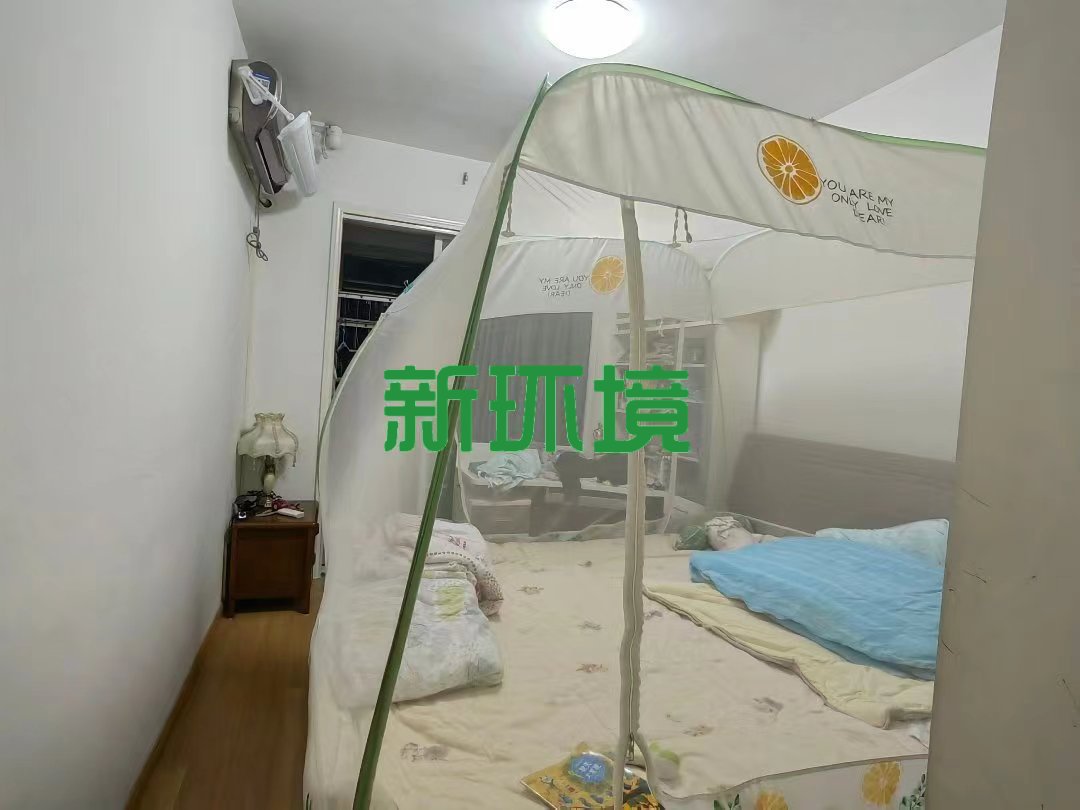 汇景名都  3室2厅1卫   58.00万客厅