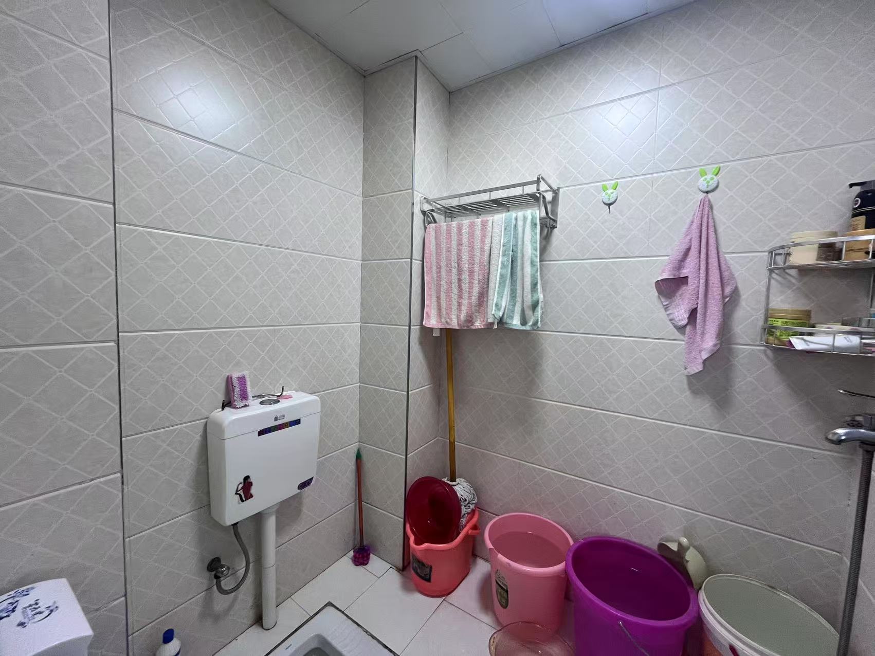 学府花园（文苑瑞景）  2室2厅1卫   32.80万室内图