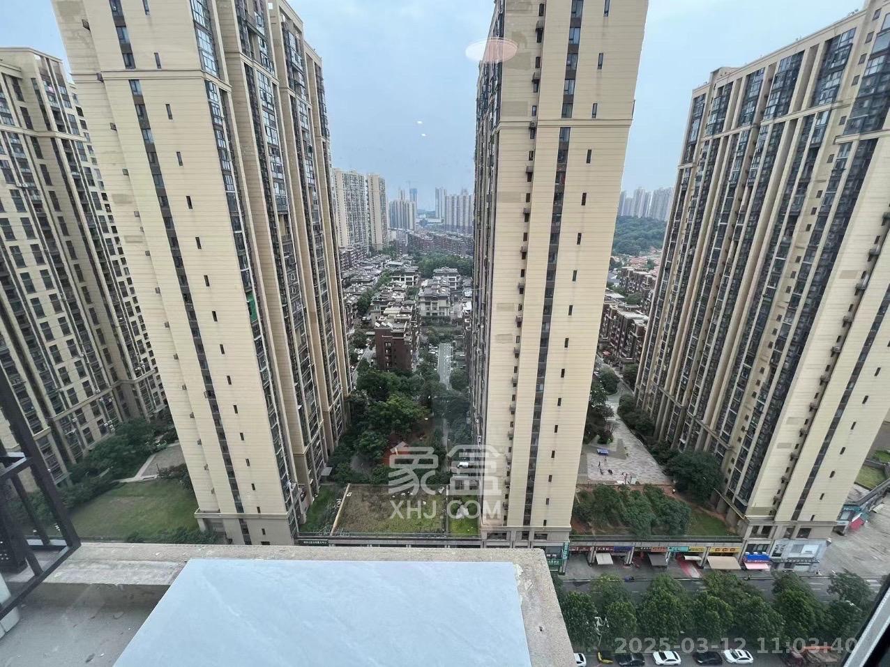 长房明宸府  1室0厅0卫   2200.00元/月室内图