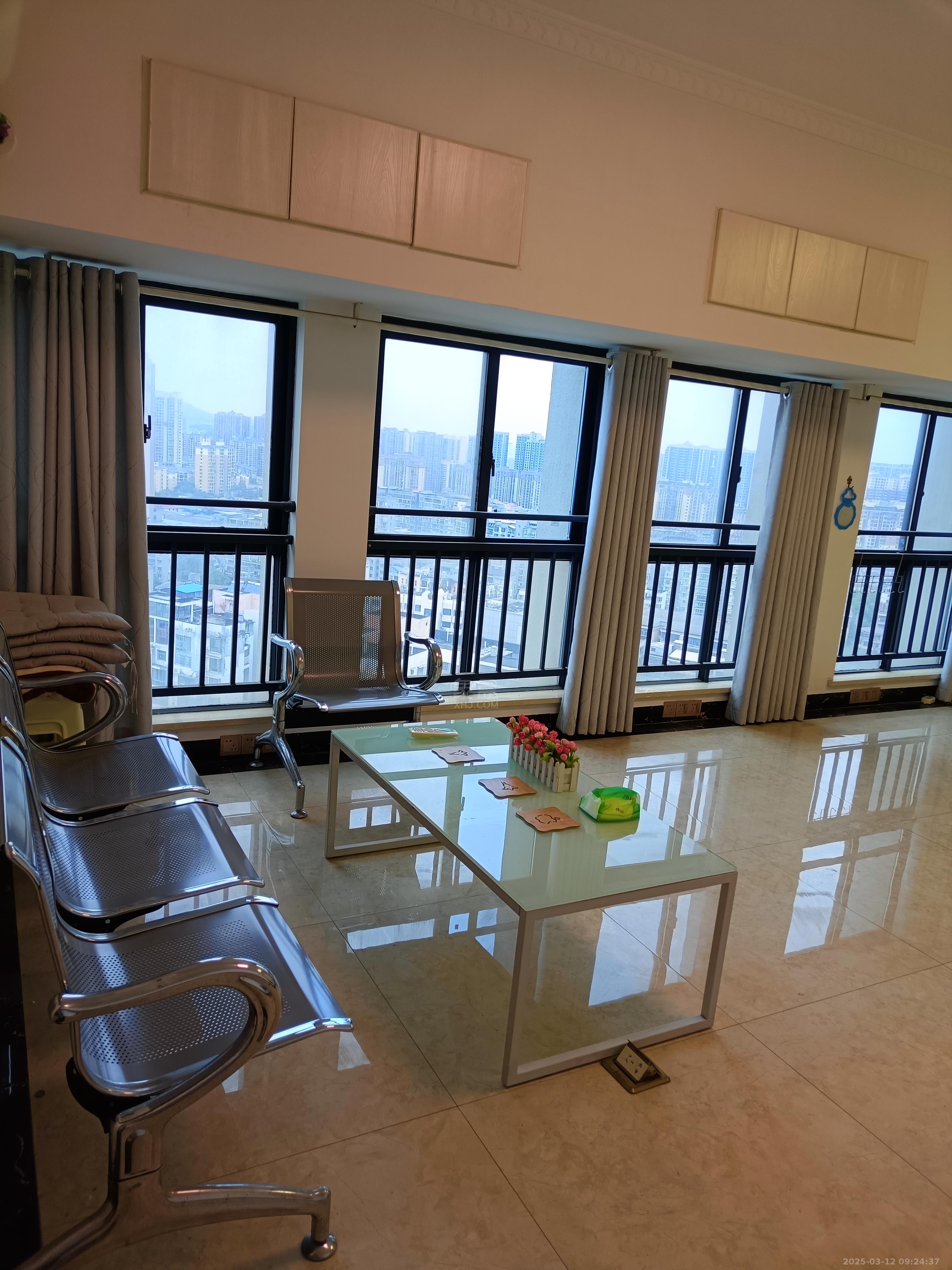 银泰财富广场 1室0厅0卫 900.0元/月 银泰财富广场 1室0厅0卫 900.0元/月室内图