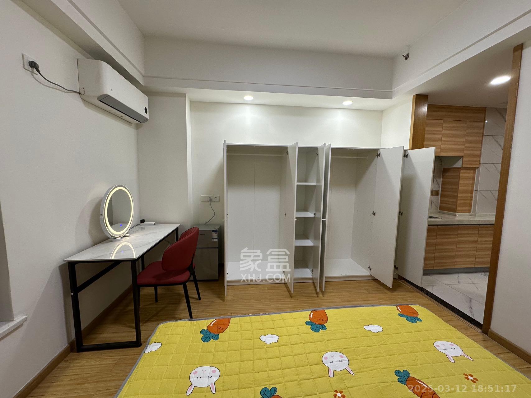 众东国际 1室1厅1卫 2100.0元/月 众东国际 1室1厅1卫 2100.0元/月室内图