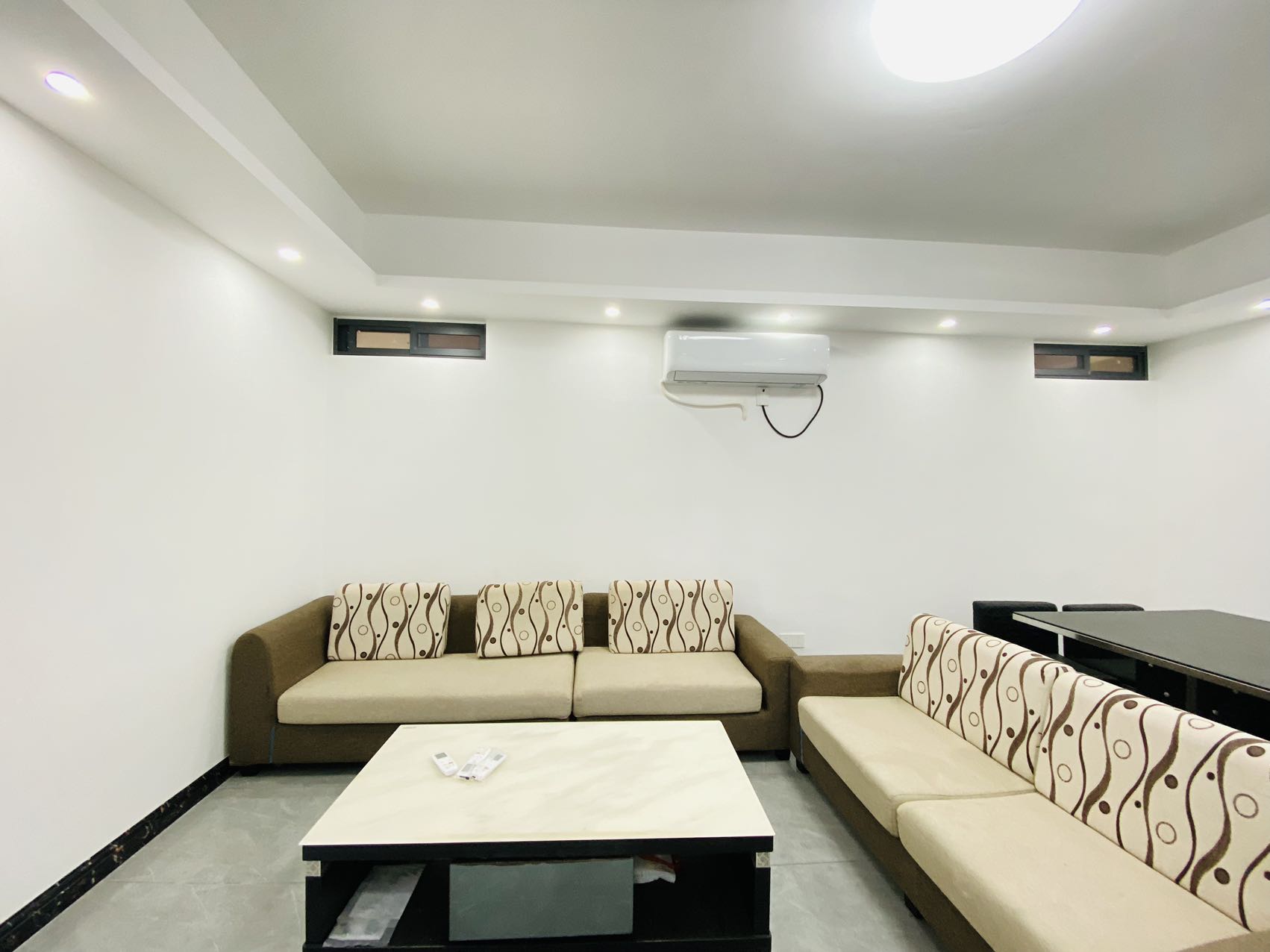 康城上品 3室2厅1卫 1300.0元/月 康城上品 3室2厅1卫 1300.0元/月室内图