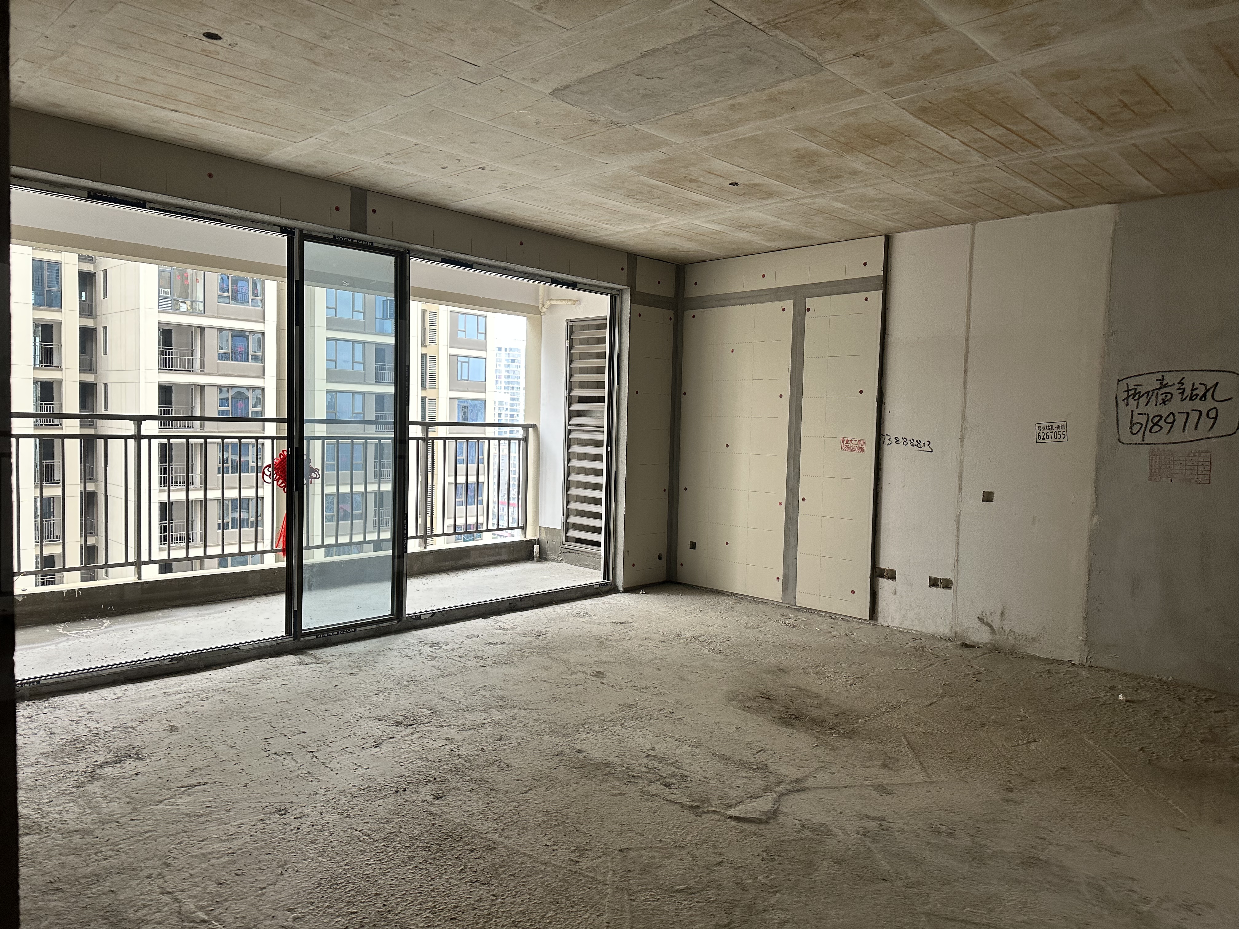 吾悦广场 4室2厅2卫 70.0万 吾悦广场 4室2厅2卫 70.0万室内图