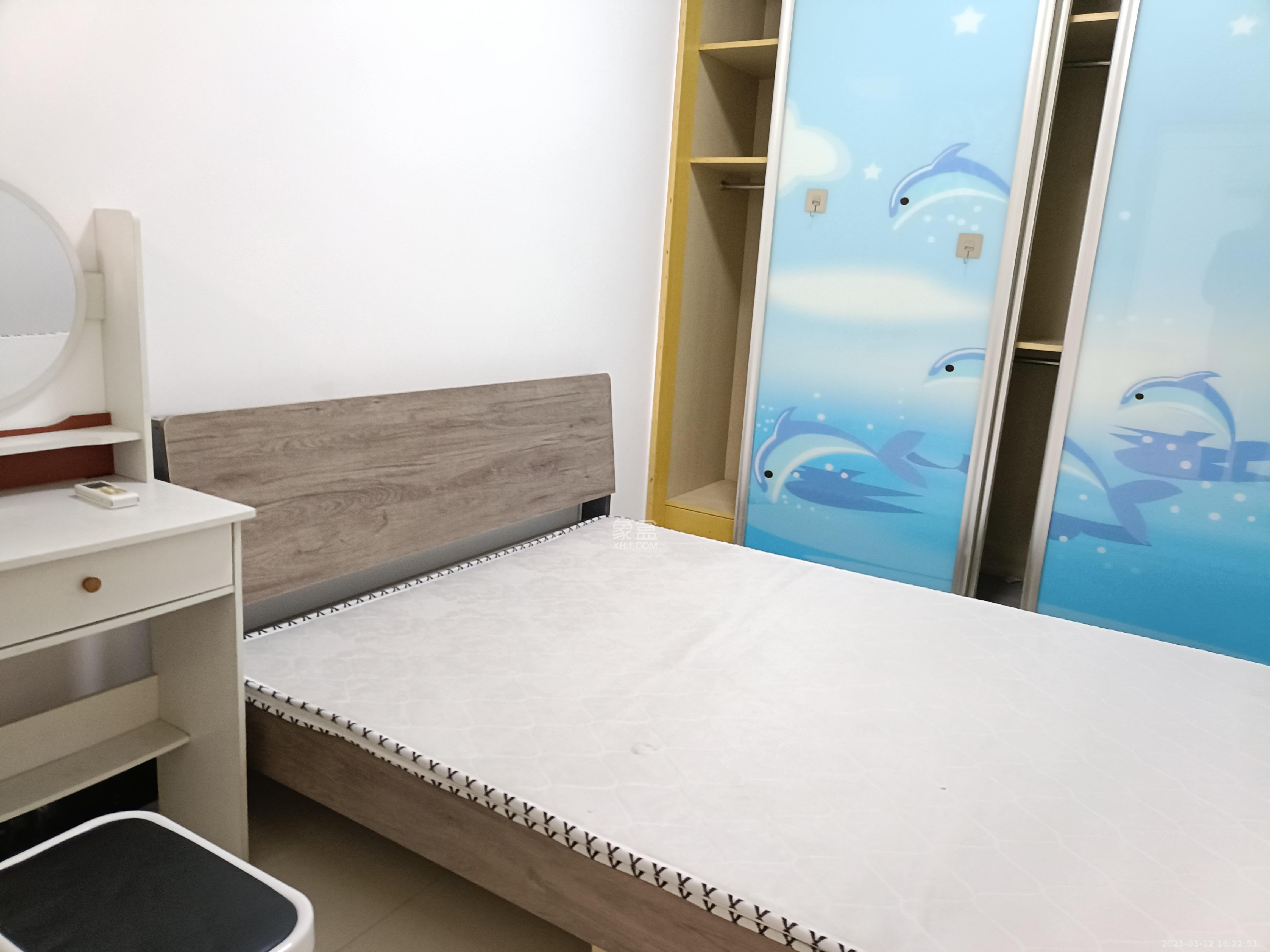 名富公寓  1室1厅1卫    1700.0元/月 名富公寓  1室1厅1卫    1700.0元/月室内图