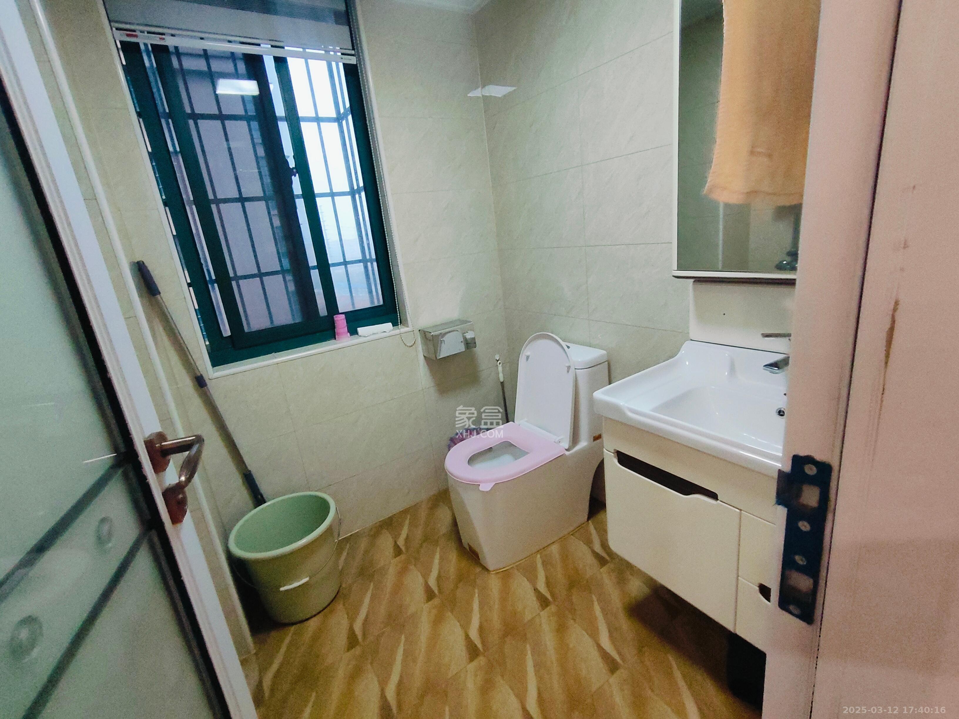 才子佳郡  4室2厅1卫   3500.00元/月室内图