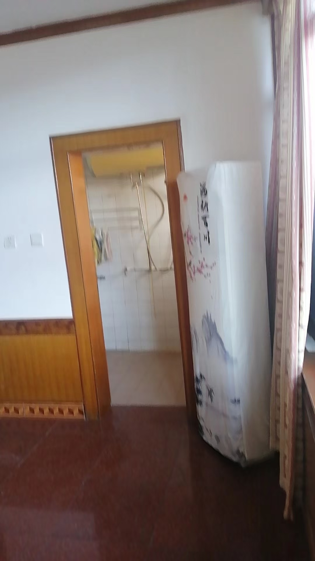 自来水厂公司宿舍  3室2厅2卫    833.0元/月 自来水厂公司宿舍  3室2厅2卫    833.0元/月室内图