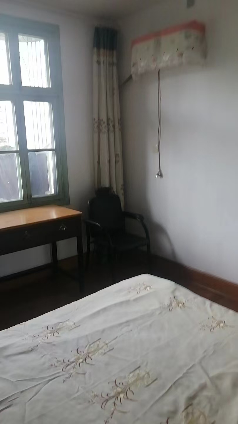 自来水厂公司宿舍  3室2厅2卫    833.0元/月 自来水厂公司宿舍  3室2厅2卫    833.0元/月室内图