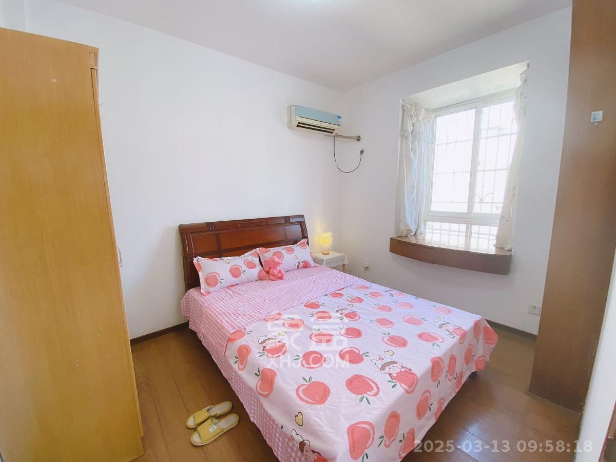 金碧文华  2室1厅1卫    2400.0元/月 金碧文华  2室1厅1卫    2400.0元/月室内图