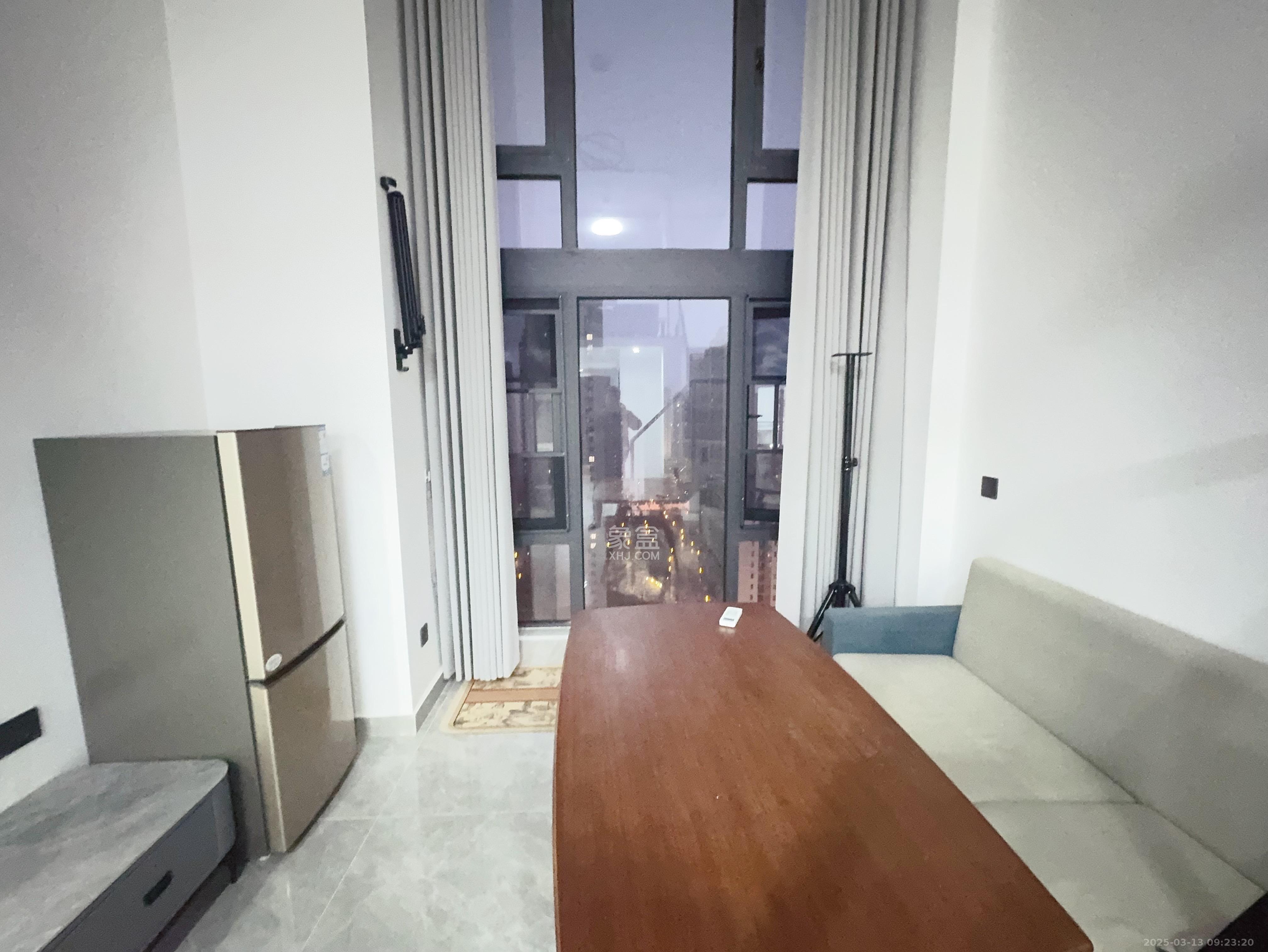 保利恒伟时光印象 1室1厅1卫 1900.0元/月 保利恒伟时光印象 1室1厅1卫 1900.0元/月室内图