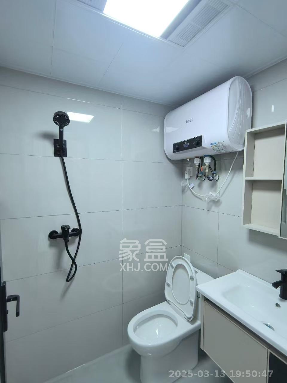 碧桂园星荟  1室1厅1卫    1200.0元/月 碧桂园星荟  1室1厅1卫    1200.0元/月室内图