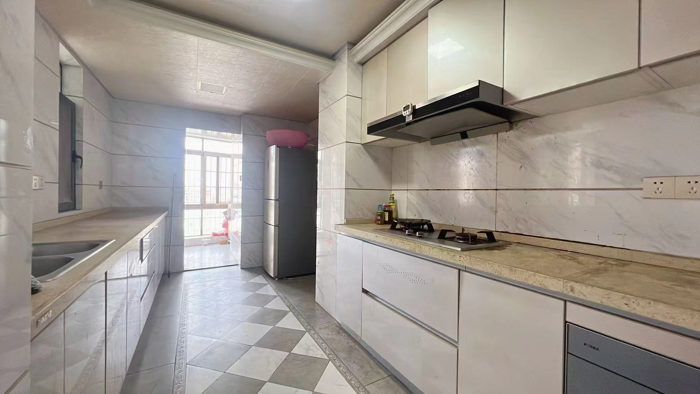 国兴城(B区) 3室2厅2卫 4500.0元/月 国兴城(B区) 3室2厅2卫 4500.0元/月室内图