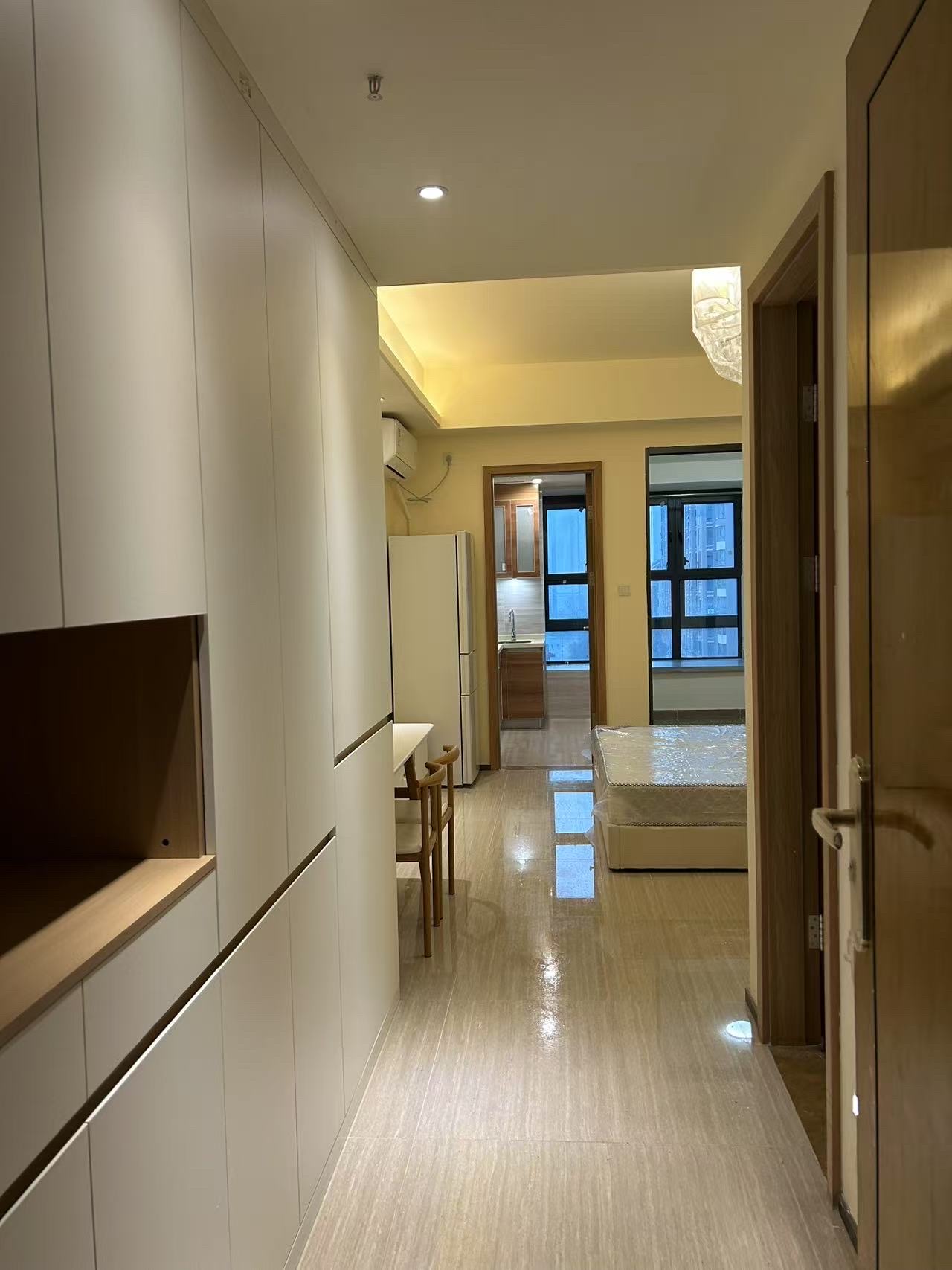 恒大华府 1室0厅0卫 1500.0元/月 恒大华府 1室0厅0卫 1500.0元/月户型图