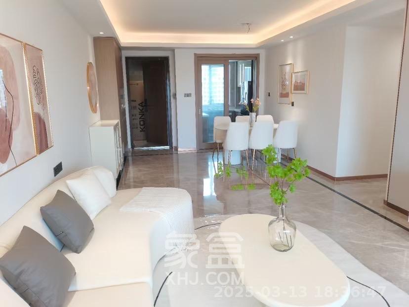 旭辉雨花郡 4室2厅2卫 4600.0元/月 旭辉雨花郡 4室2厅2卫 4600.0元/月室内图