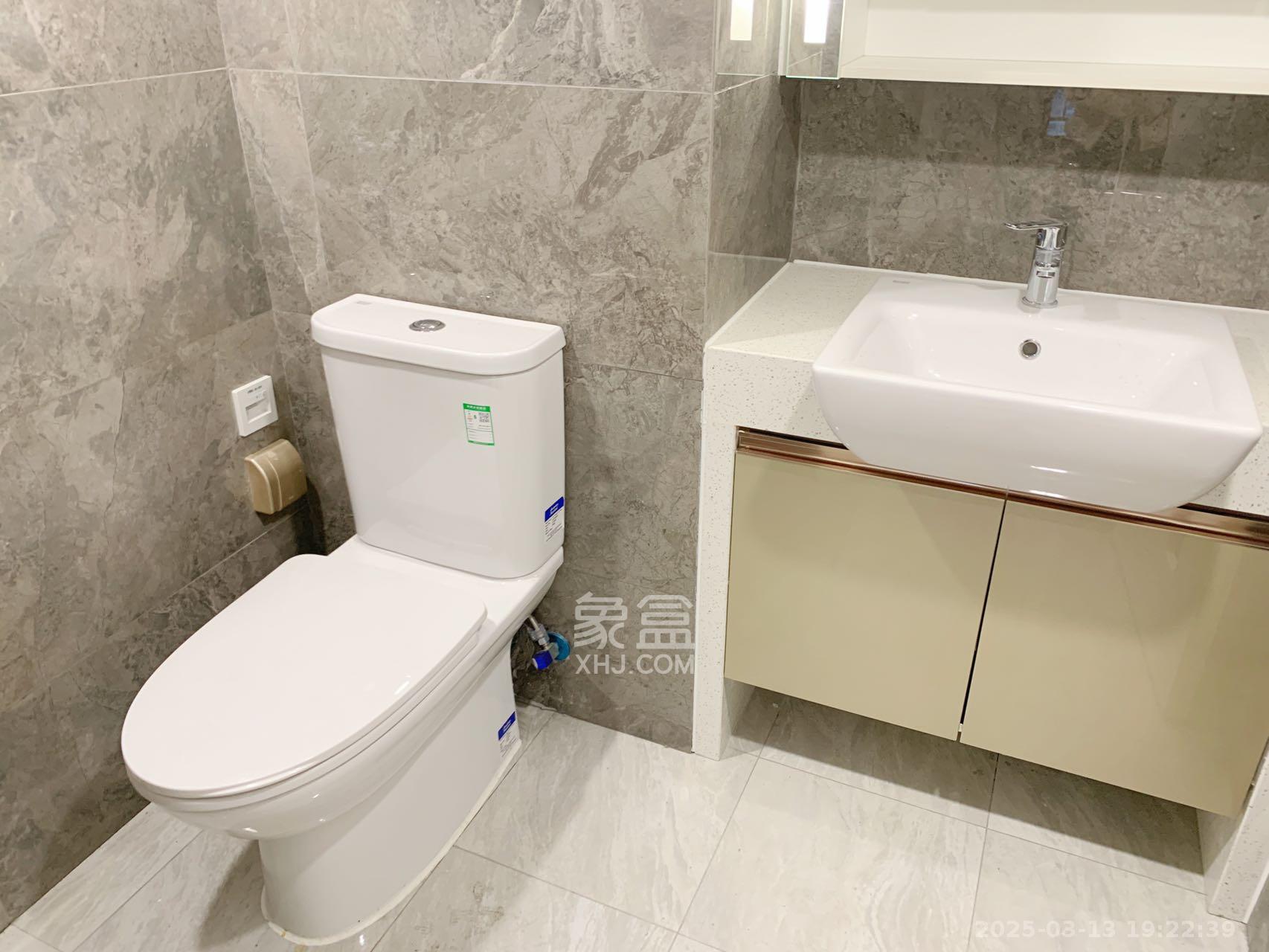 华远华时代 4室2厅1卫 5000.0元/月 华远华时代 4室2厅1卫 5000.0元/月室内图