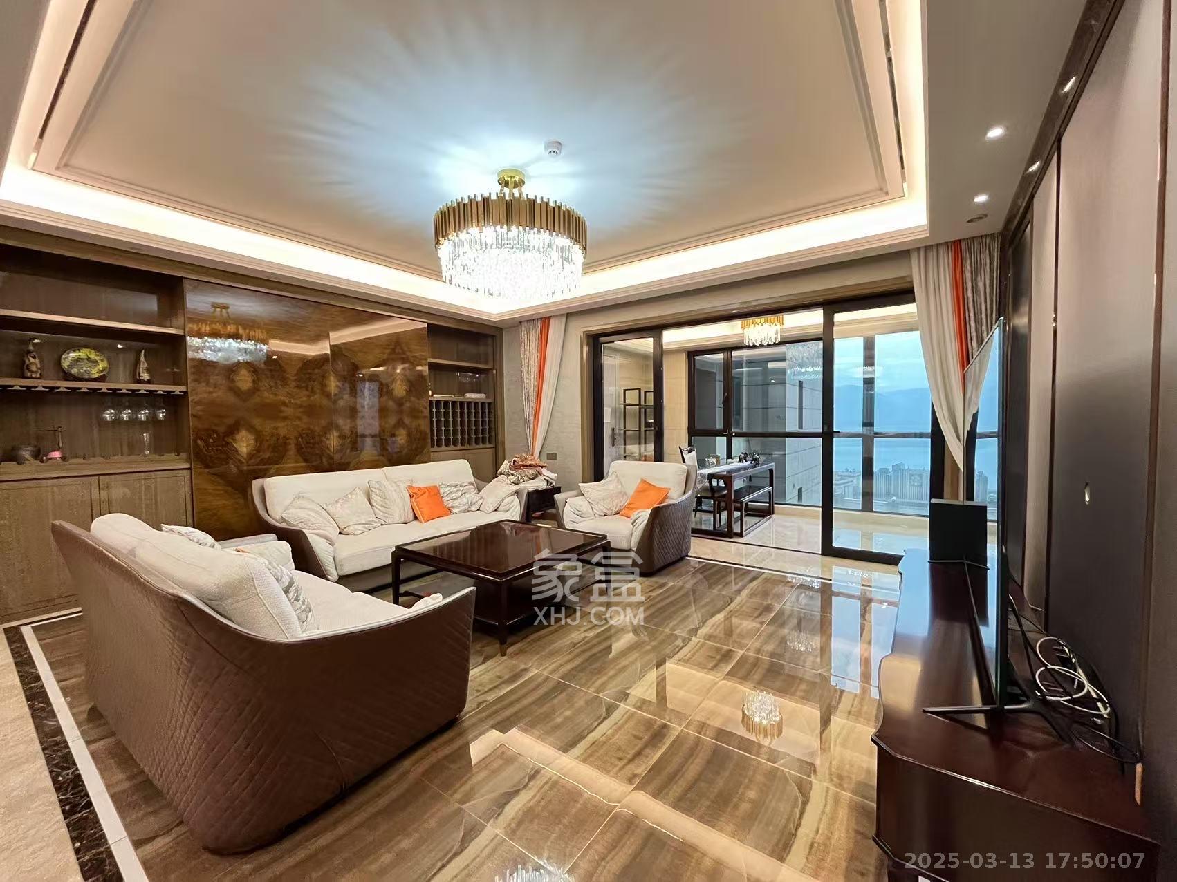 晟通牡丹舸 4室2厅2卫 13500.0元/月 晟通牡丹舸 4室2厅2卫 13500.0元/月室内图