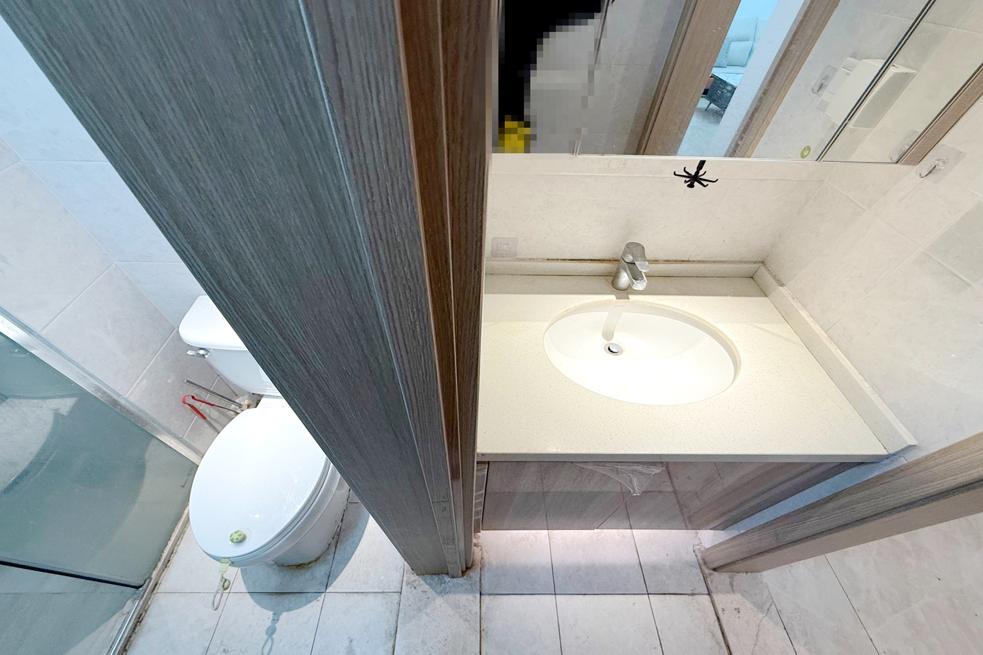 新城国际花都  3室2厅2卫    70.8万卫生间