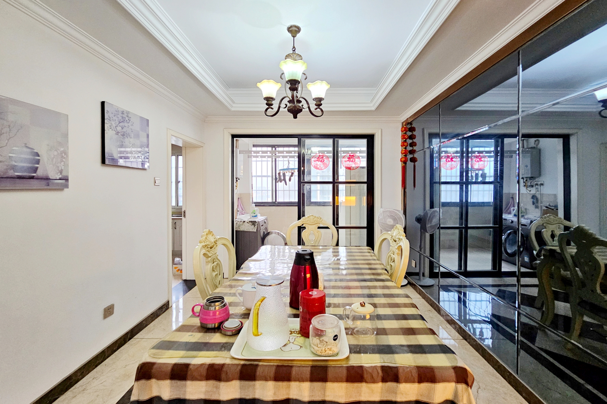 嘉宇盛世华章  3室2厅2卫    120.0万 嘉宇盛世华章  3室2厅2卫    120.0万客厅