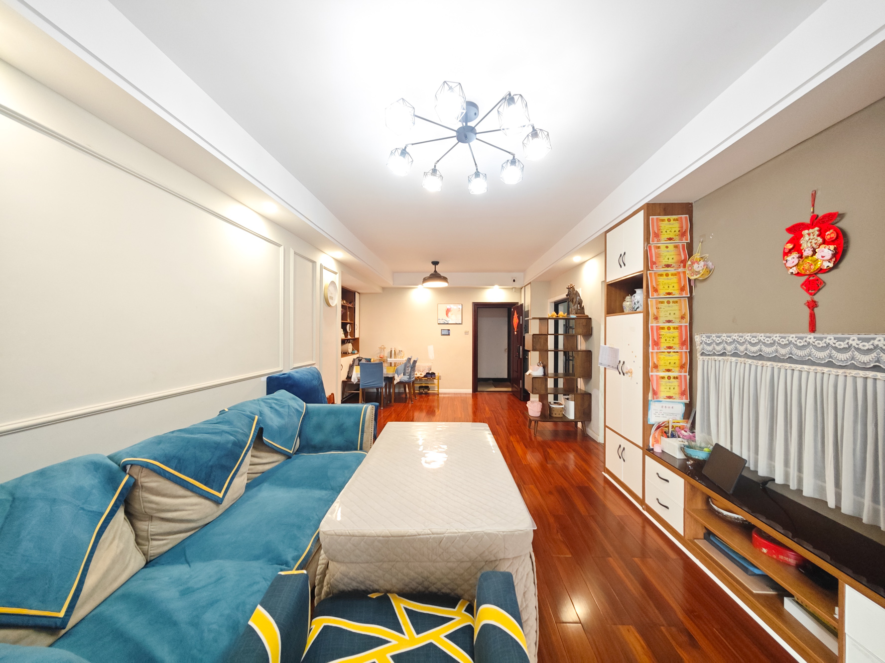 博长山水香颐 3室2厅1卫 86.8万 博长山水香颐 3室2厅1卫 86.8万客厅