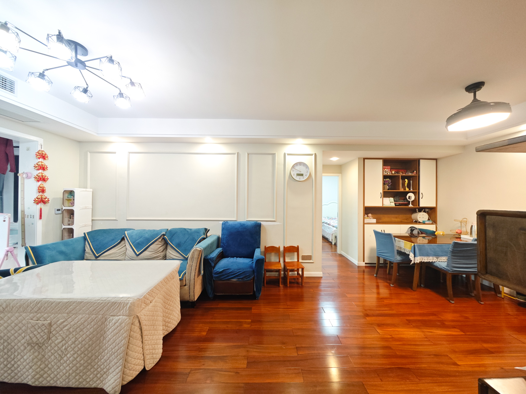 博长山水香颐 3室2厅1卫 86.8万 博长山水香颐 3室2厅1卫 86.8万客厅