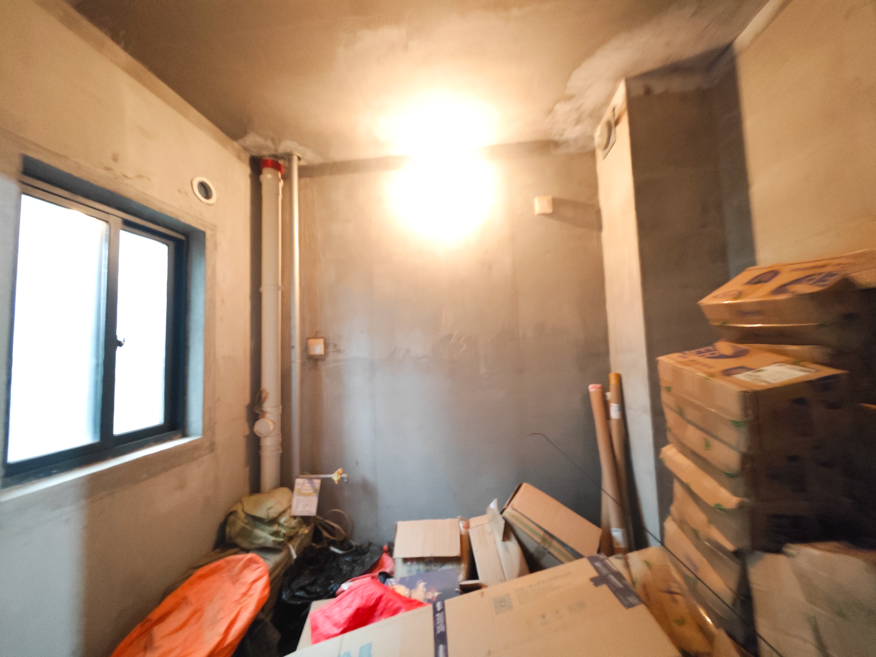 中建嘉和城  4室2厅2卫   108.00万厨房