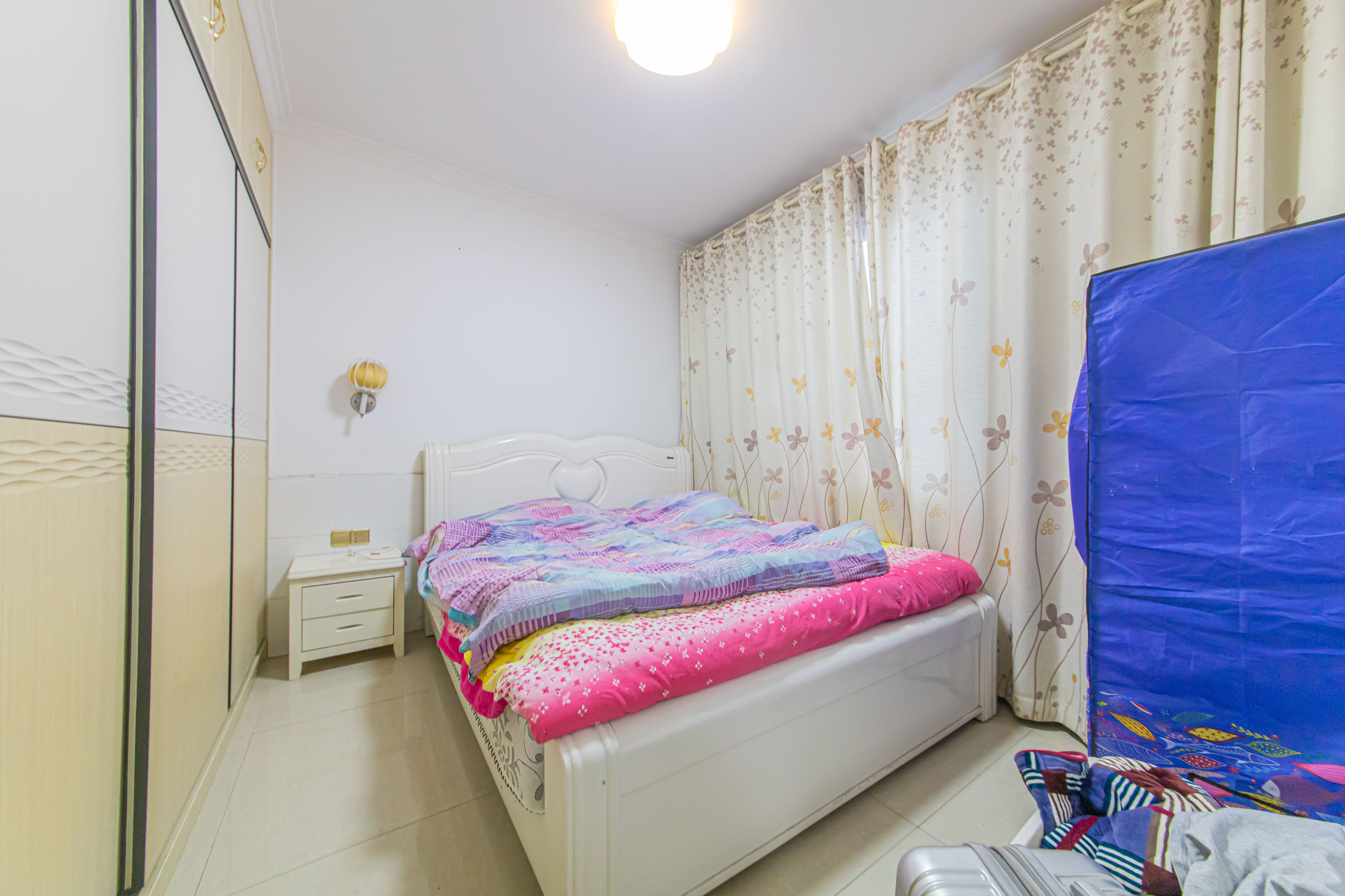 中信凯旋城(中信新城四期) 3室2厅1卫 63.8万 中信凯旋城(中信新城四期) 3室2厅1卫 63.8万卧室