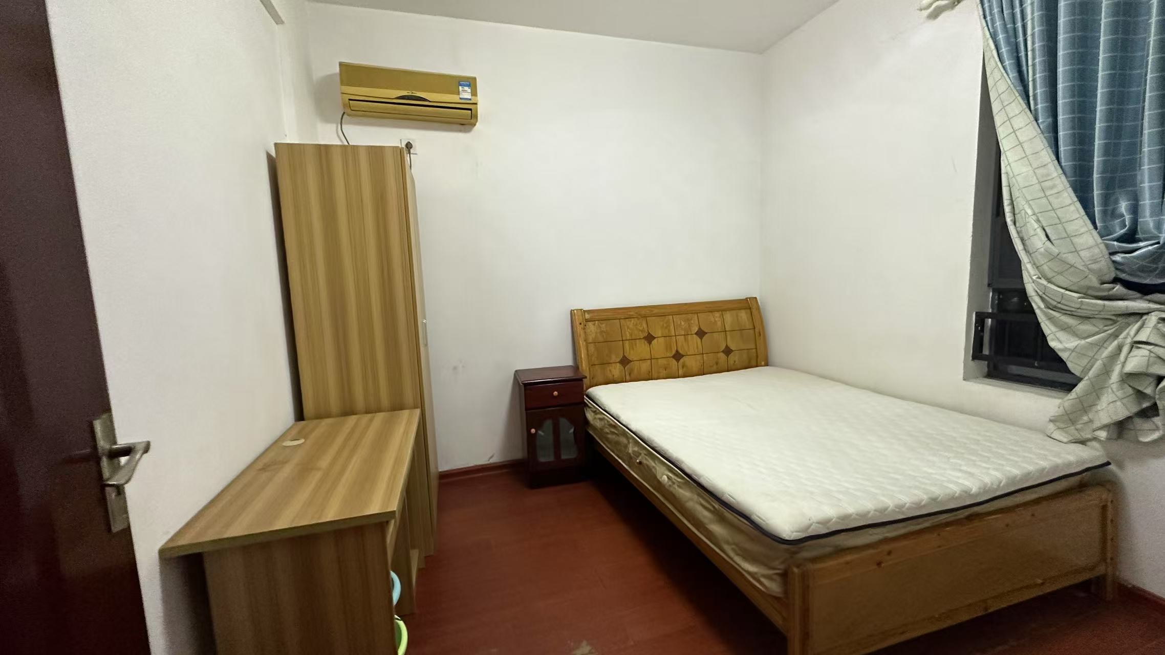 泰山公馆  3室2厅2卫    53.8万 泰山公馆  3室2厅2卫    53.8万室内图