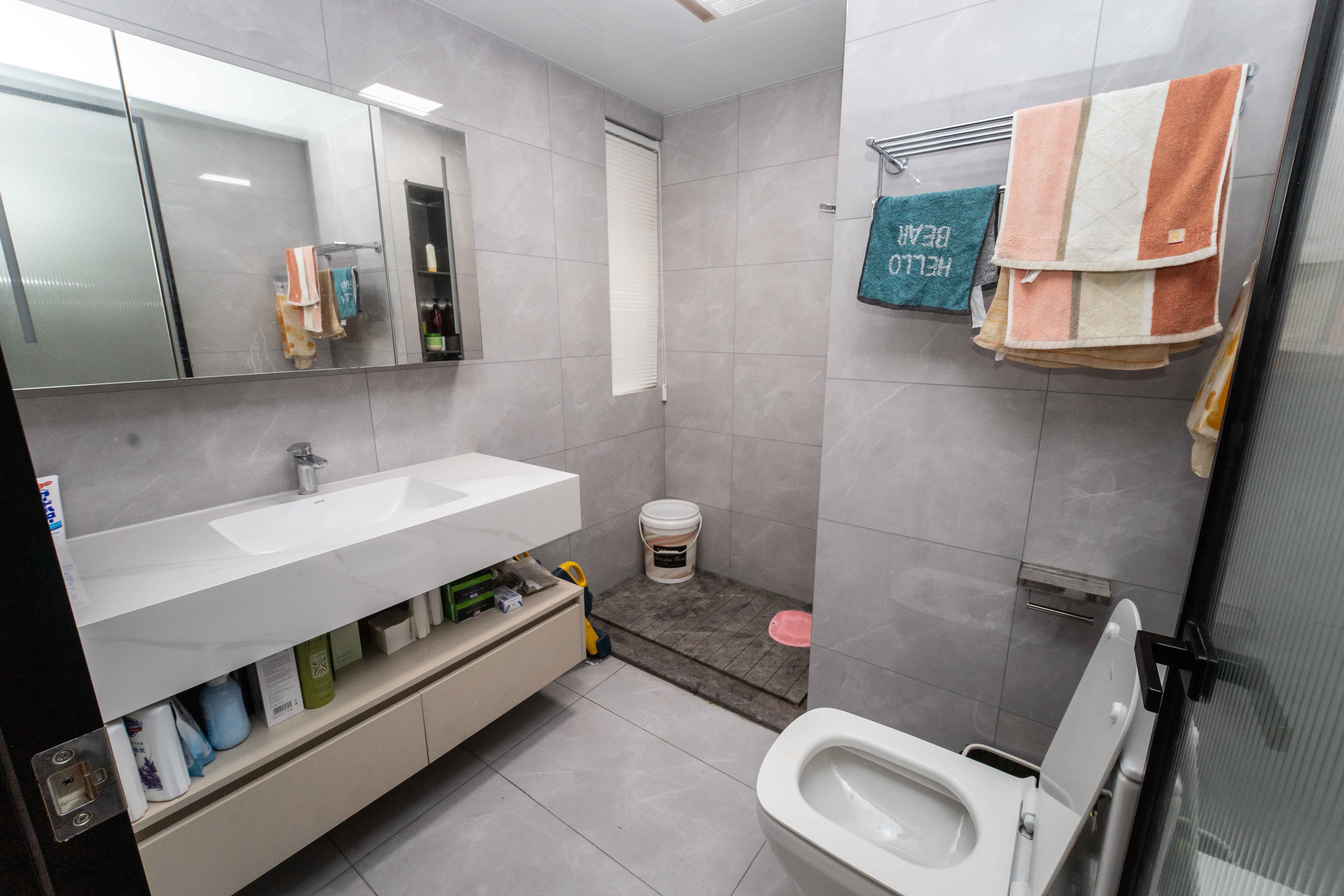 德奥悦东方 4室2厅2卫 205.0万 德奥悦东方 4室2厅2卫 205.0万卫生间