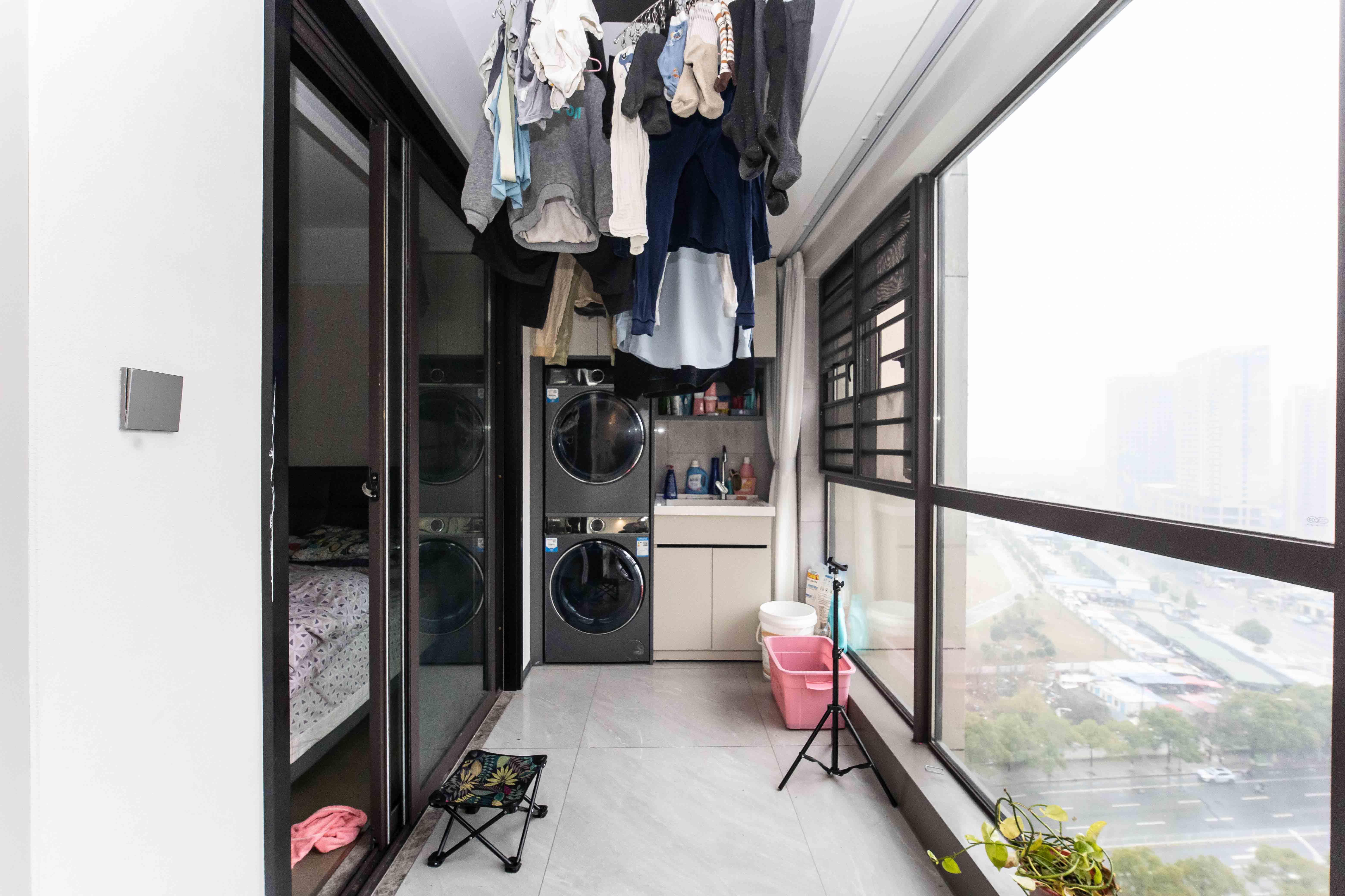 德奥悦东方 4室2厅2卫 205.0万 德奥悦东方 4室2厅2卫 205.0万阳台