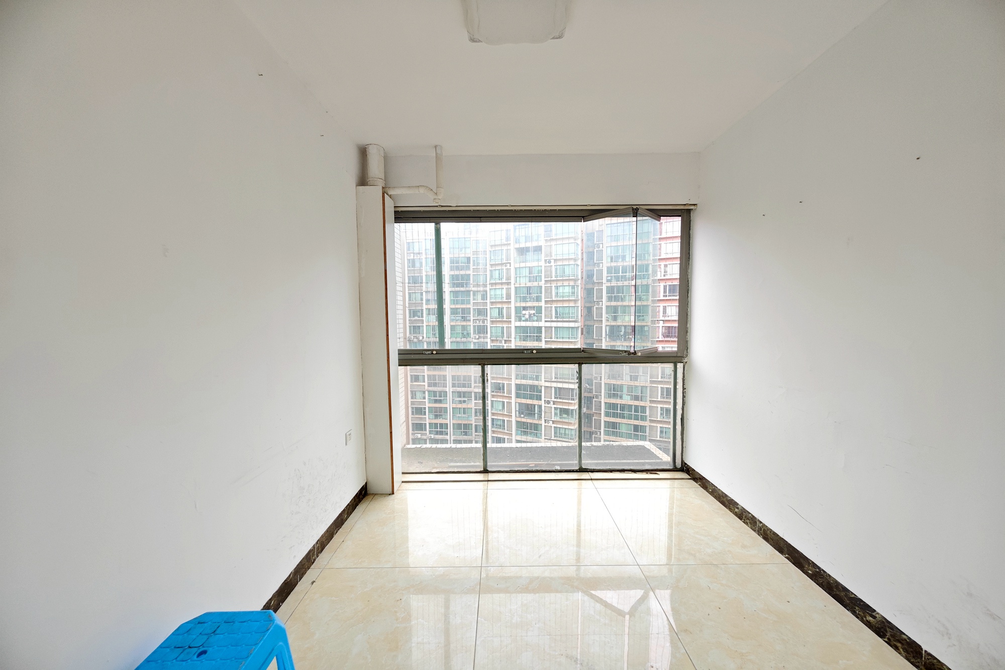 新城新世界一二三期 3室2厅1卫 108.0万 新城新世界一二三期 3室2厅1卫 108.0万卧室