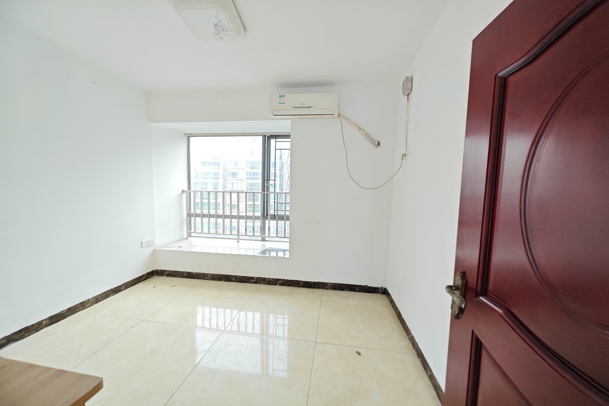 新城新世界一二三期 3室2厅1卫 108.0万 新城新世界一二三期 3室2厅1卫 108.0万卧室