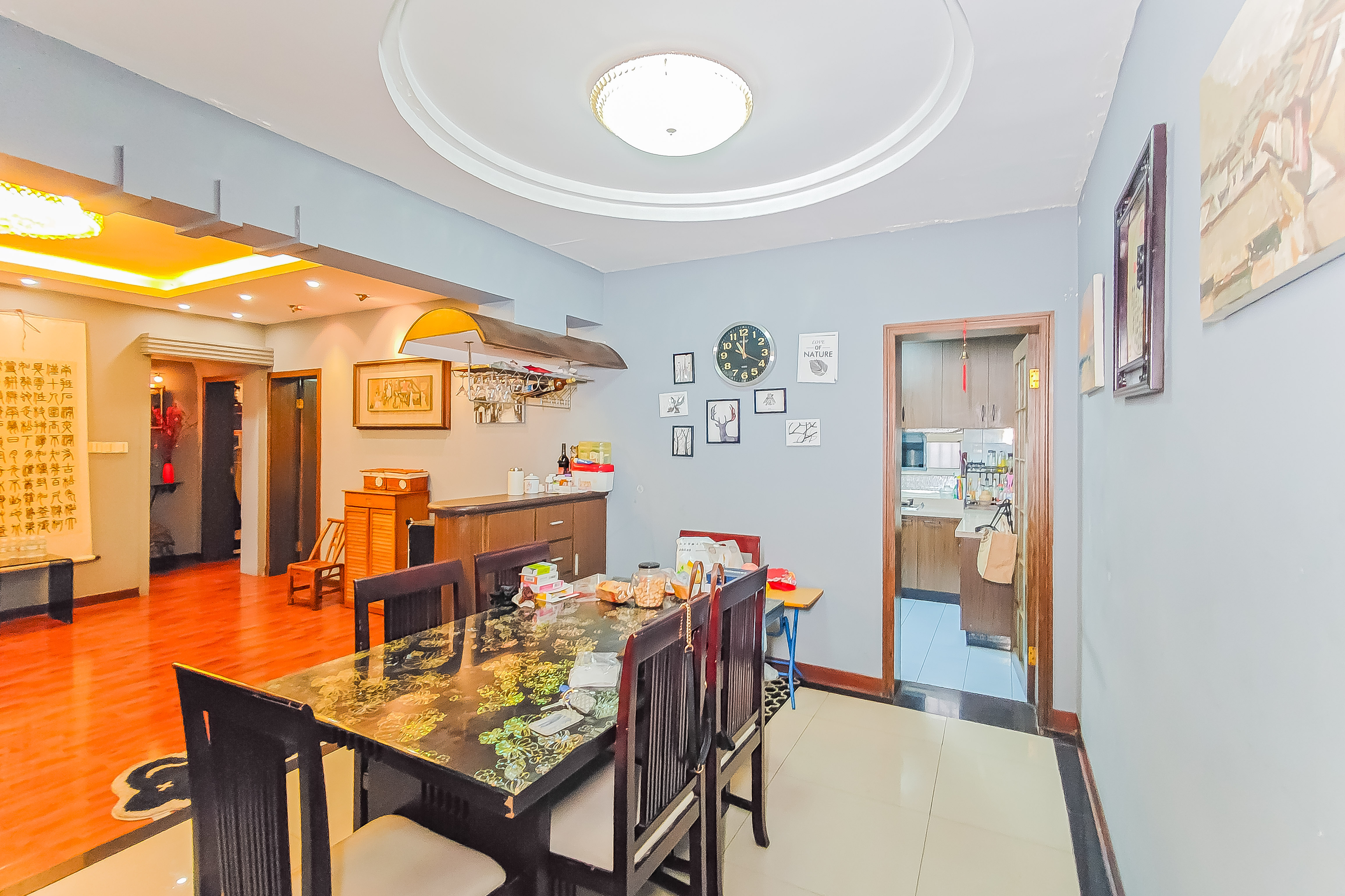 海威大厦 3室2厅2卫 55.8万 海威大厦 3室2厅2卫 55.8万客厅