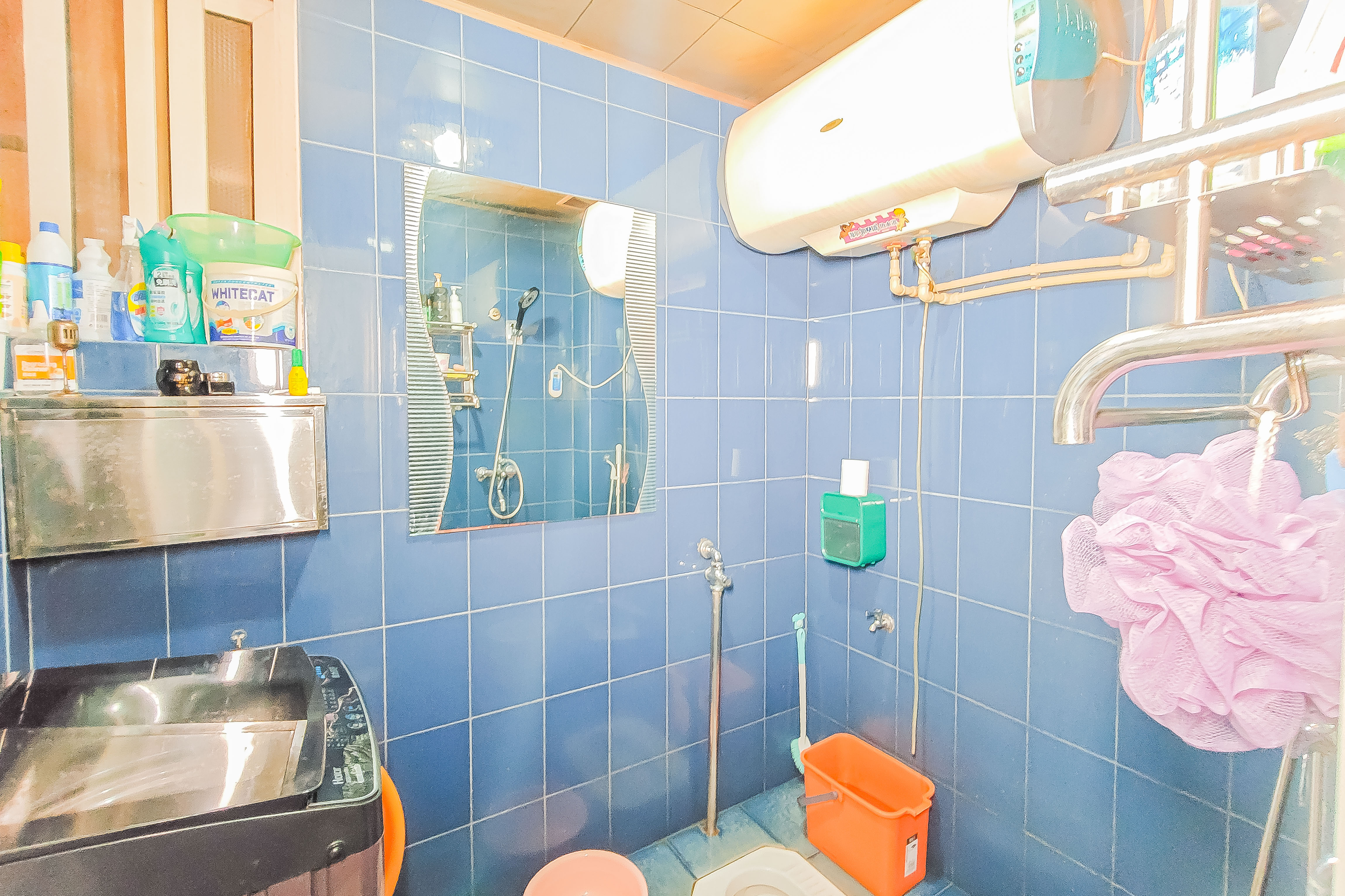 海威大厦 3室2厅2卫 55.8万 海威大厦 3室2厅2卫 55.8万卫生间