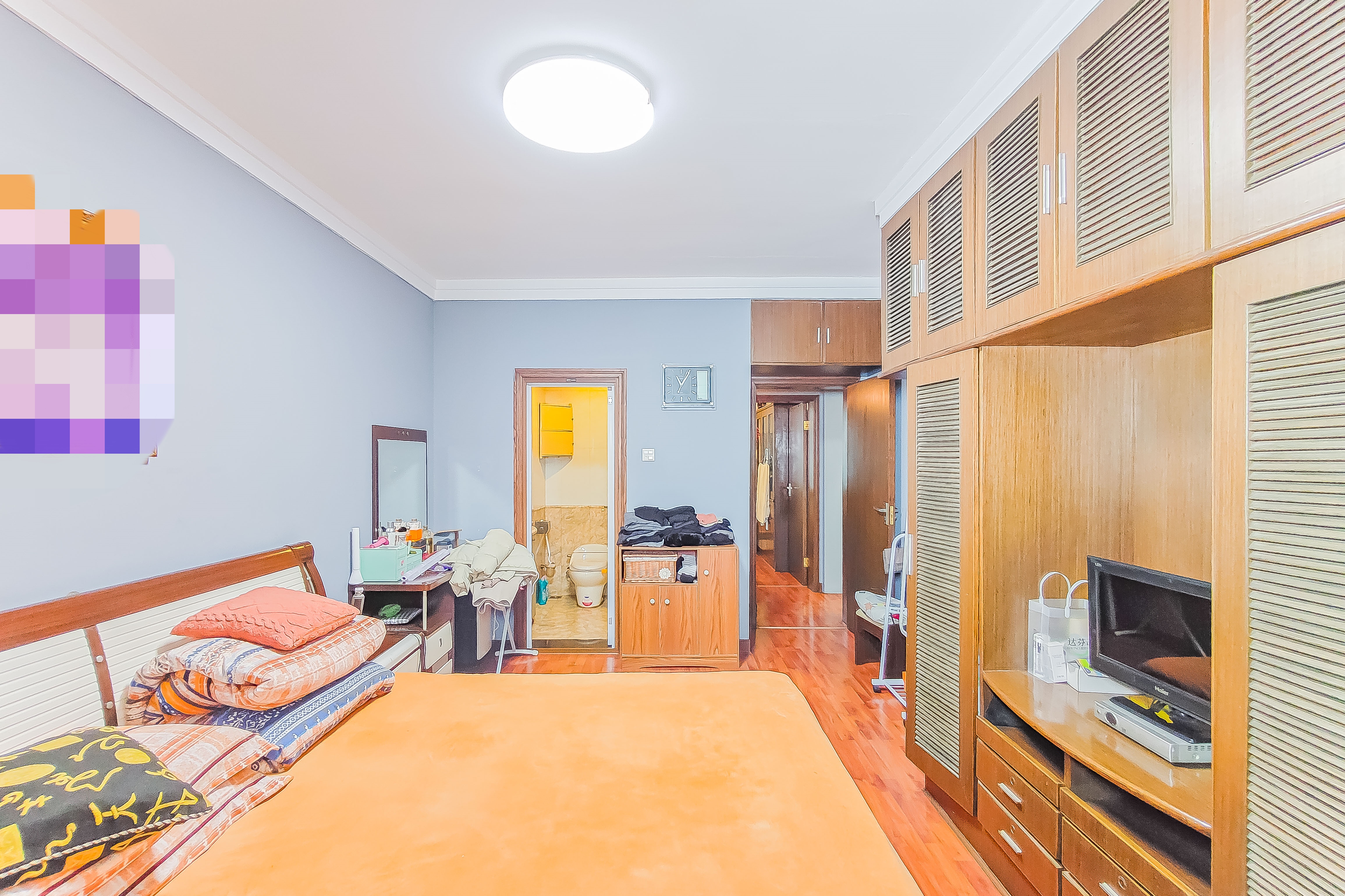 海威大厦 3室2厅2卫 55.8万 海威大厦 3室2厅2卫 55.8万卧室