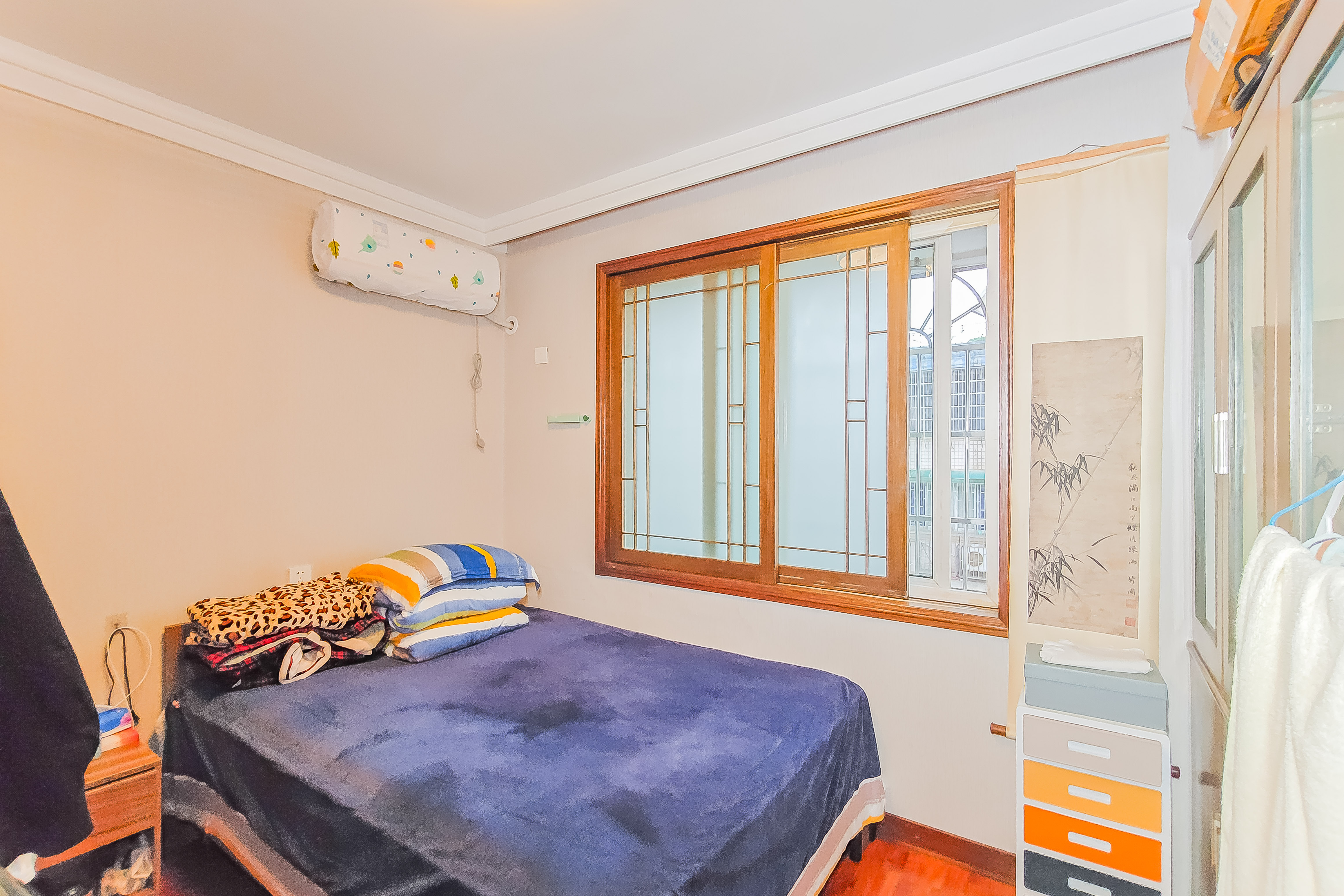 海威大厦 3室2厅2卫 55.8万 海威大厦 3室2厅2卫 55.8万卧室