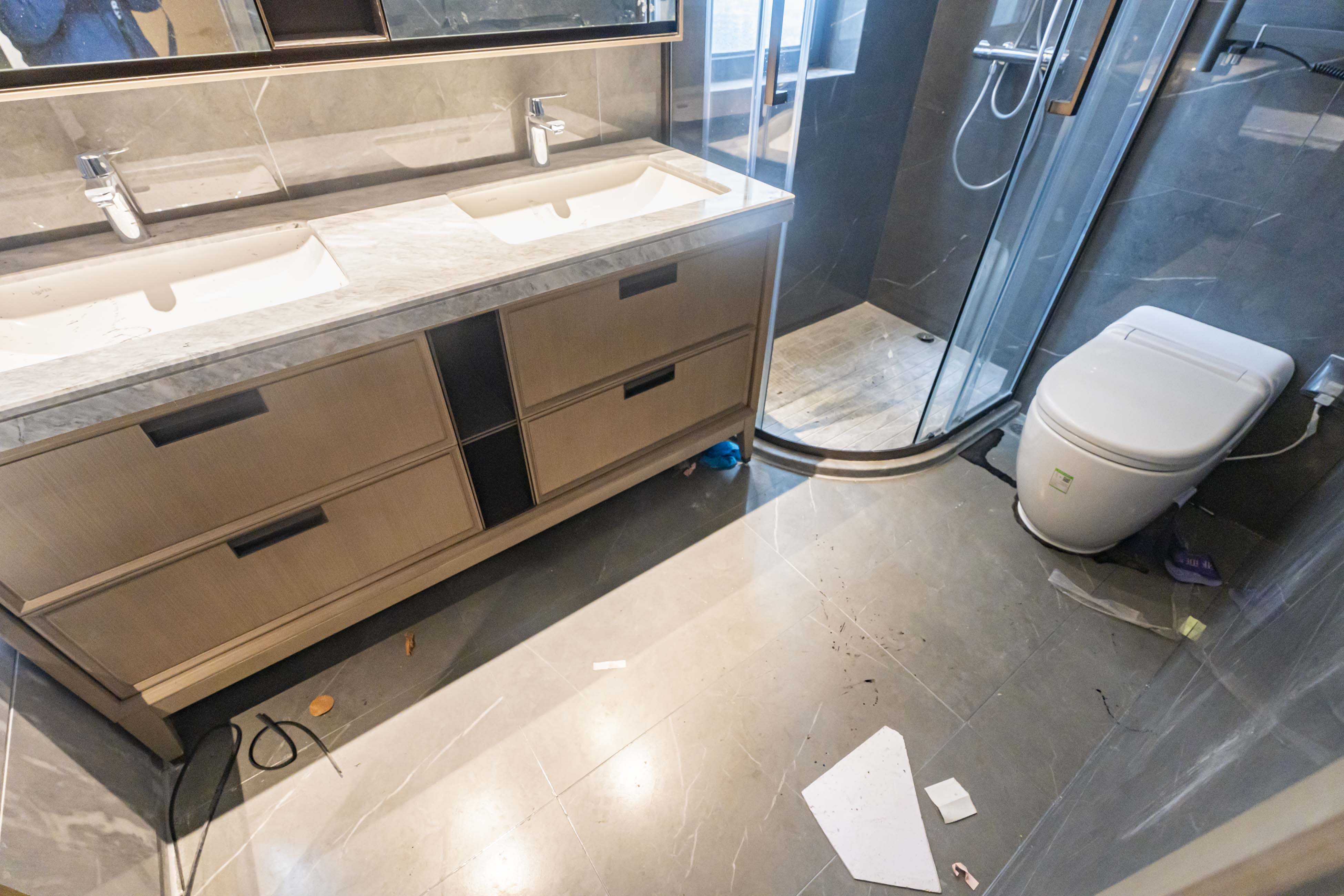 建发养云 4室2厅3卫 550.0万 建发养云 4室2厅3卫 550.0万卫生间