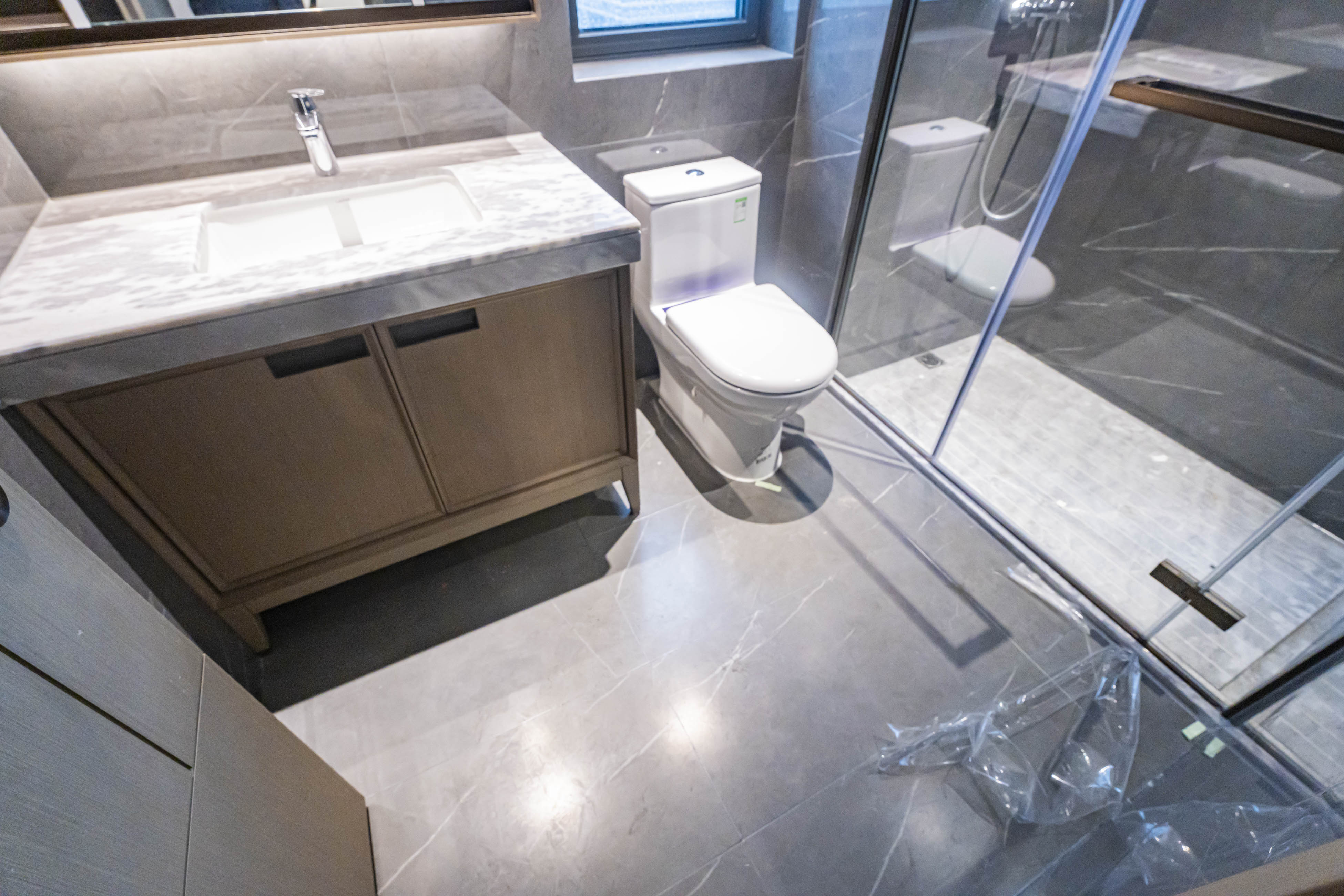 建发养云 4室2厅3卫 550.0万 建发养云 4室2厅3卫 550.0万卫生间