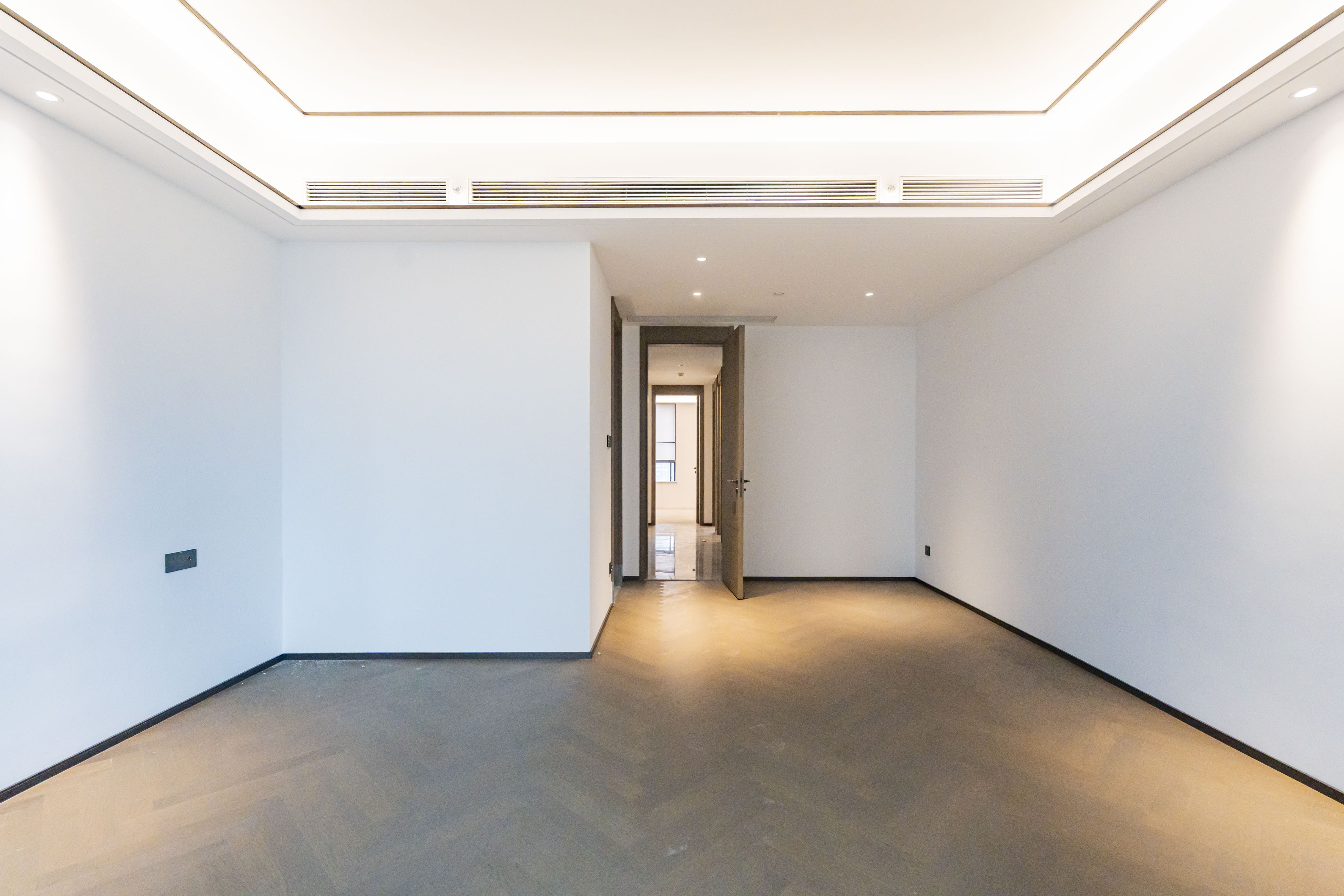 建发养云 4室2厅3卫 550.0万 建发养云 4室2厅3卫 550.0万卧室