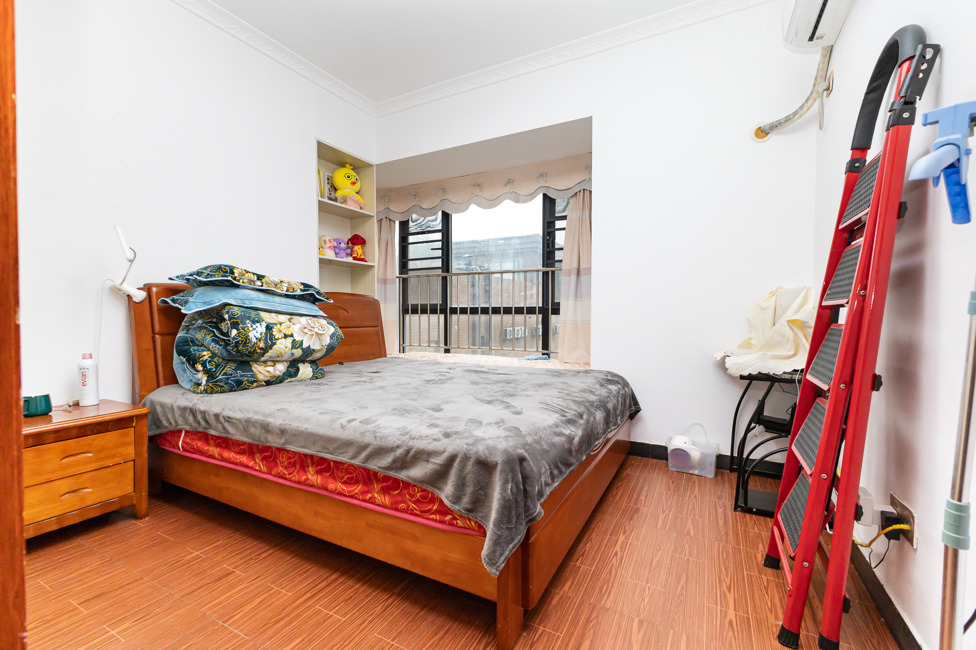 润和之悦(金泽园) 3室2厅1卫 80.0万 润和之悦(金泽园) 3室2厅1卫 80.0万卧室