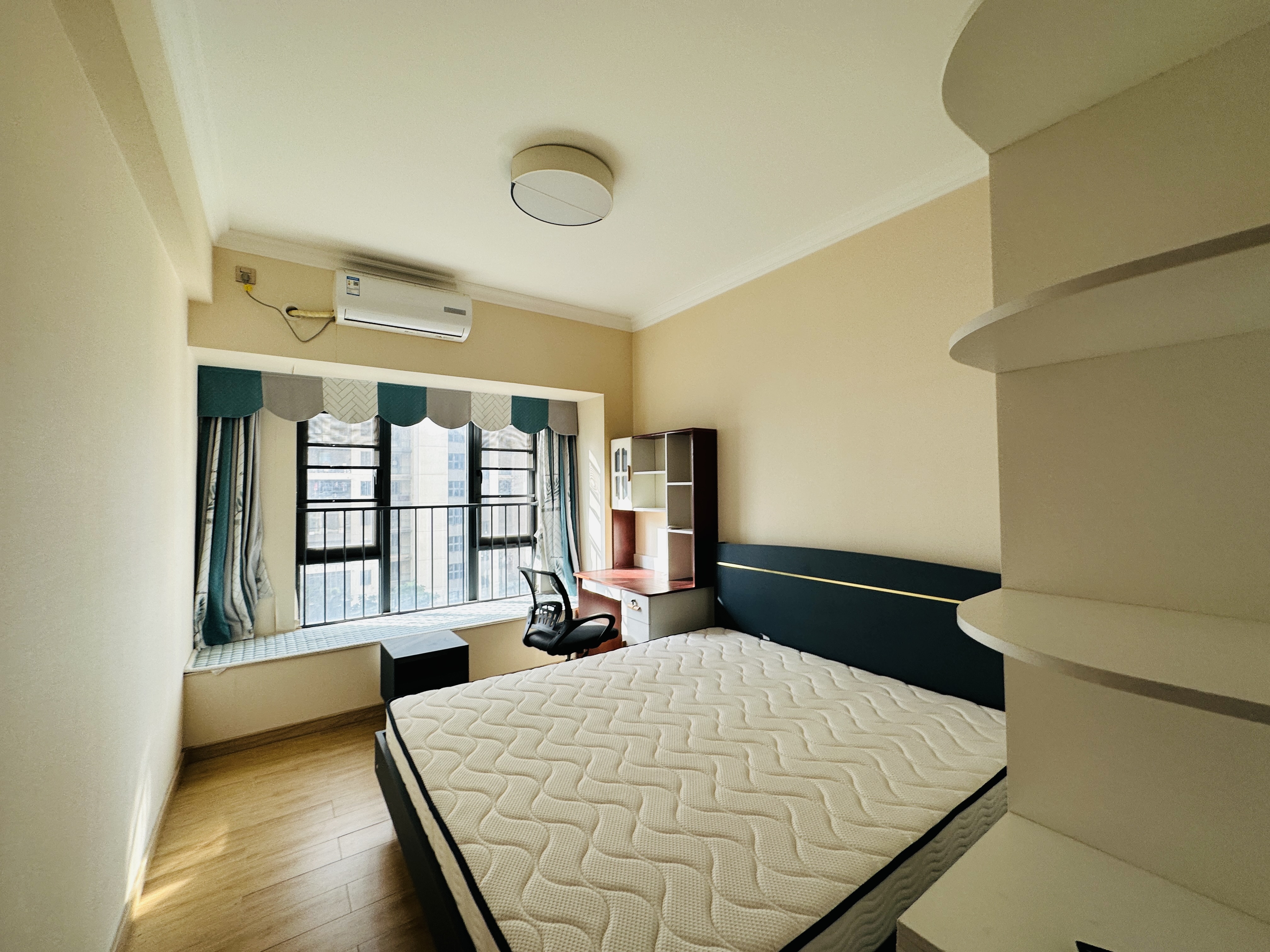 碧桂园剑桥郡 1室0厅0卫 200.0万 碧桂园剑桥郡 1室0厅0卫 200.0万卧室