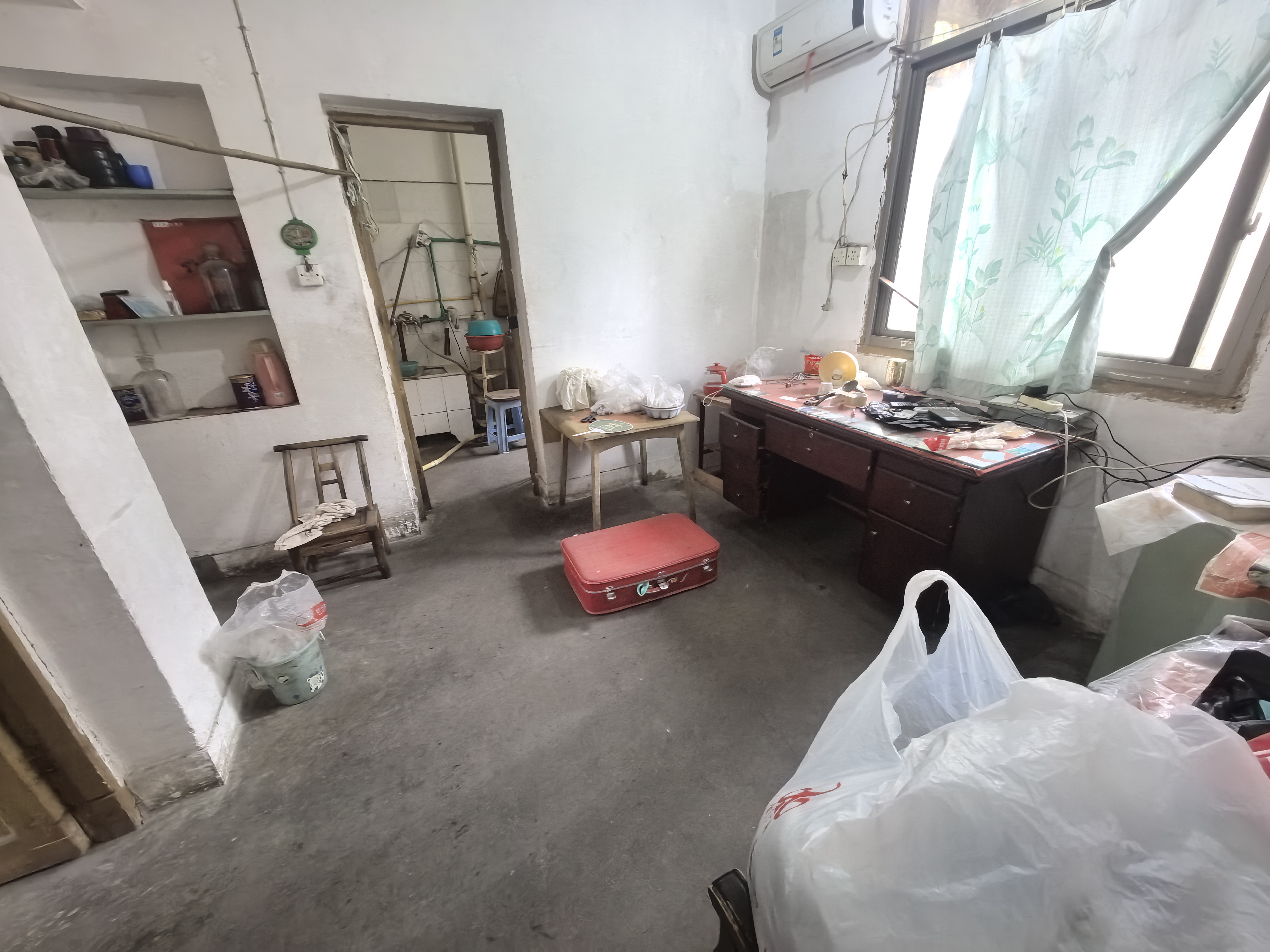 金桂小区曹一二三村 2室2厅1卫 15.0万 金桂小区曹一二三村 2室2厅1卫 15.0万室内图