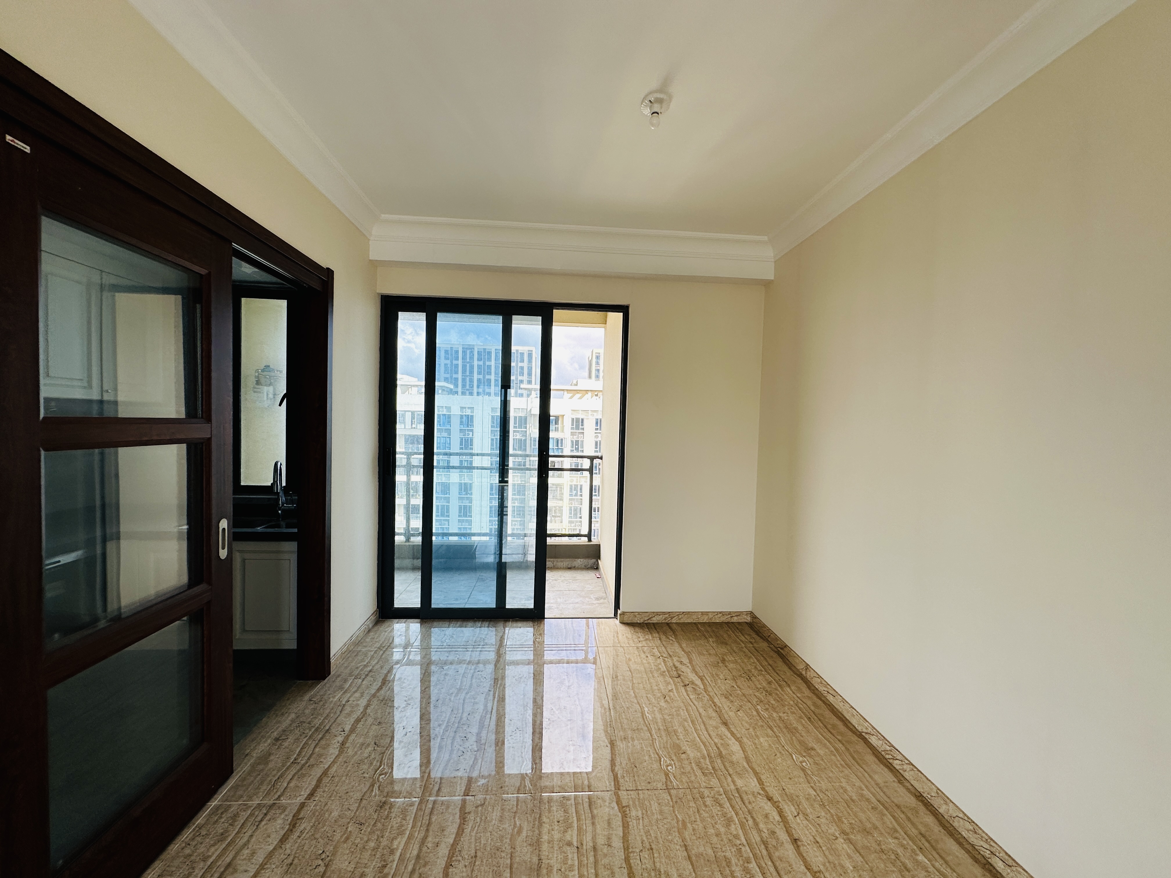 碧桂园剑桥郡  4室2厅2卫    299.0万 碧桂园剑桥郡  4室2厅2卫    299.0万其他