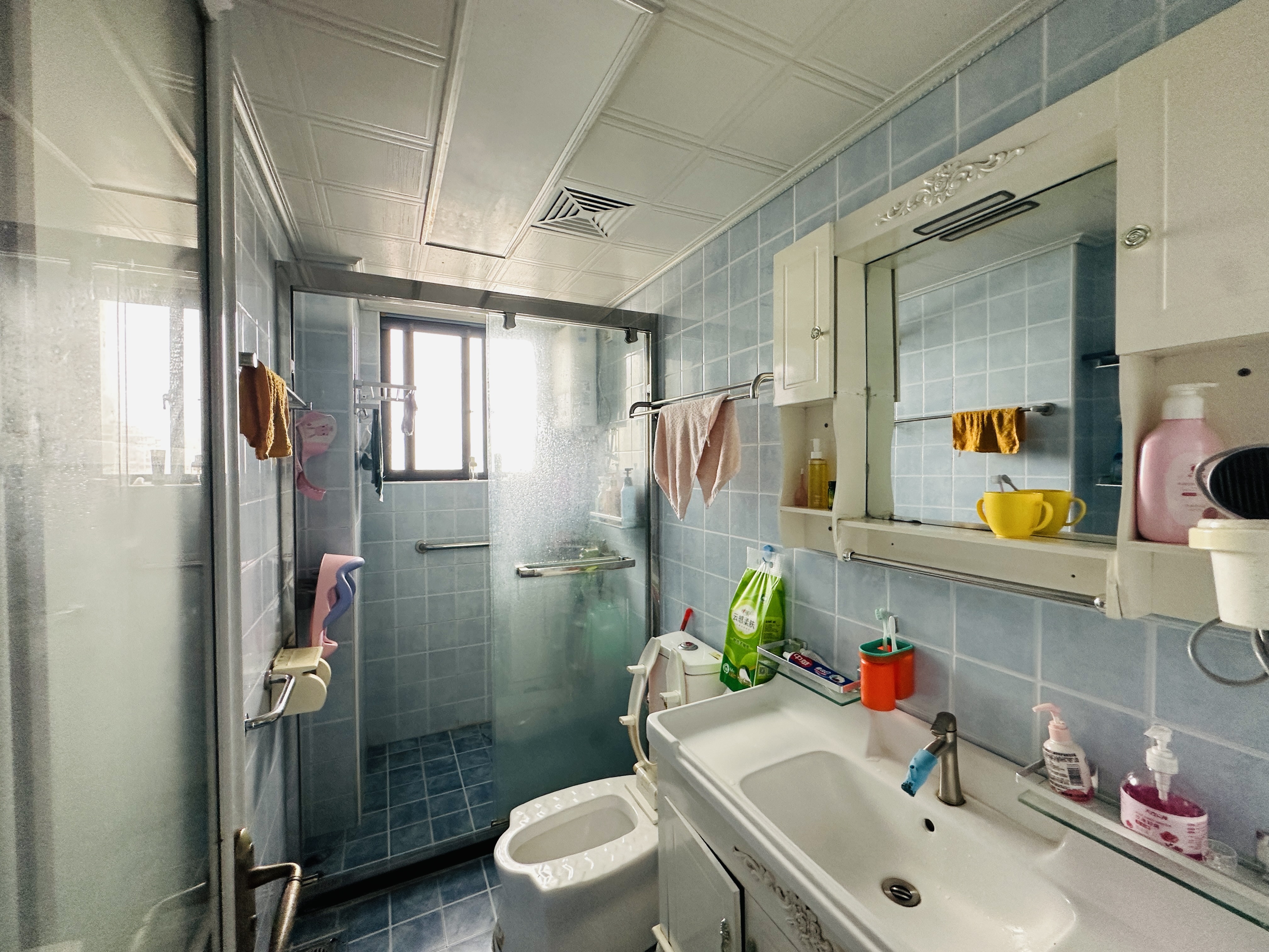 山海苑  2室2厅1卫    138.0万 山海苑  2室2厅1卫    138.0万卫生间